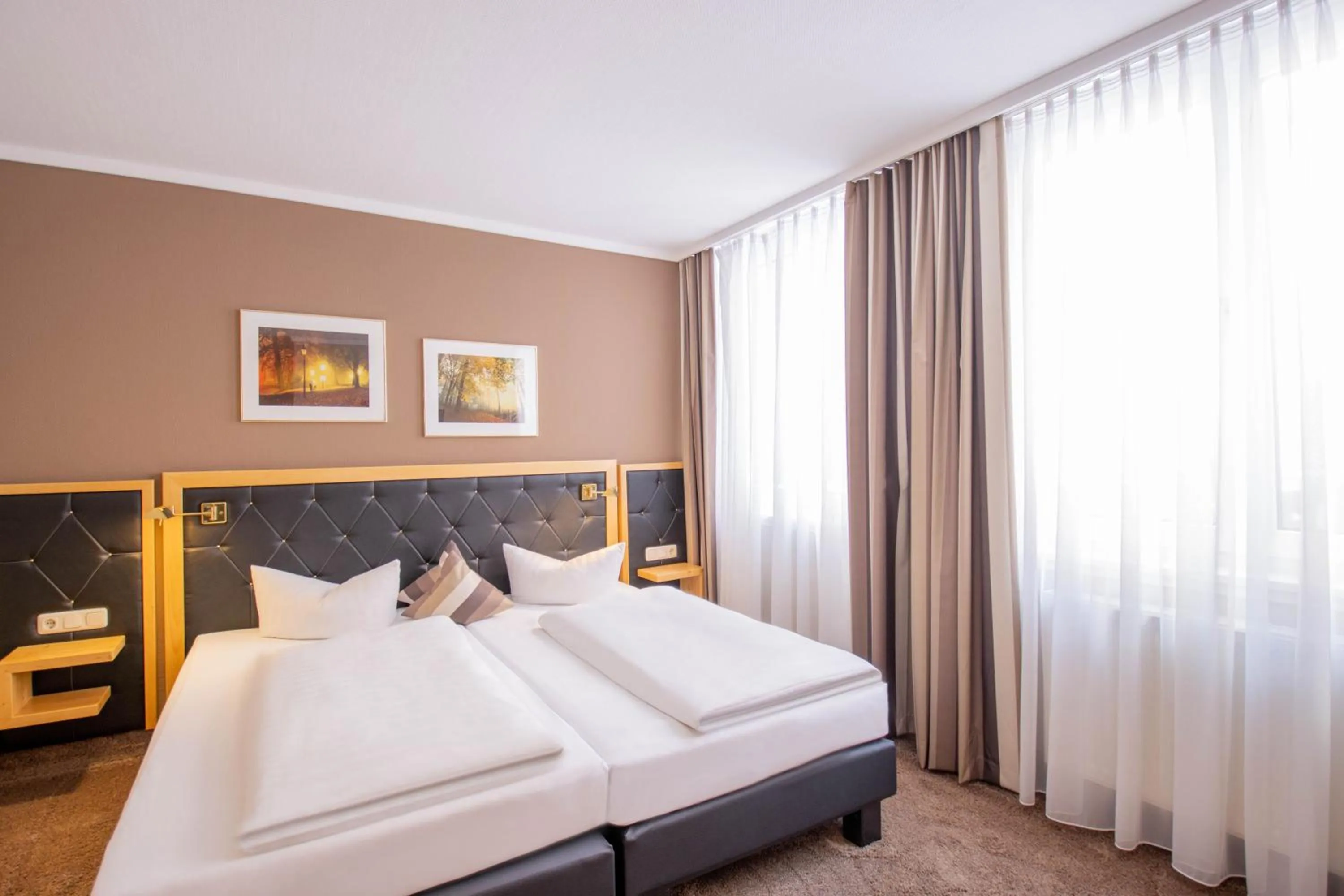 Photo of the whole room, Bed in Hotel Tanne Ilmenau