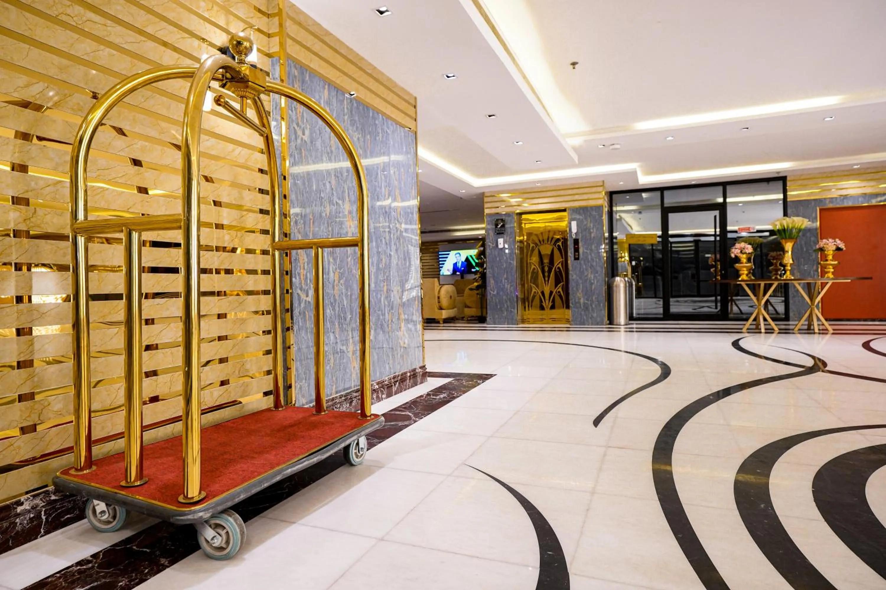 لامبرت للشقق المخدومة