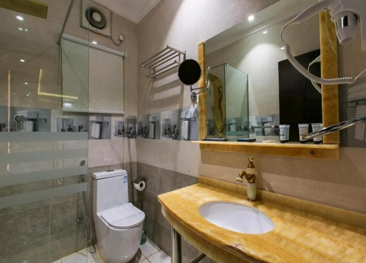 Toilet in لامبرت للشقق المخدومة