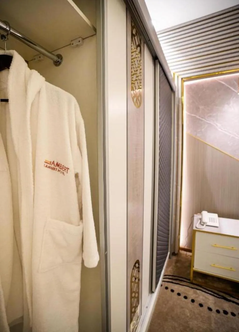 towels in لامبرت للشقق المخدومة