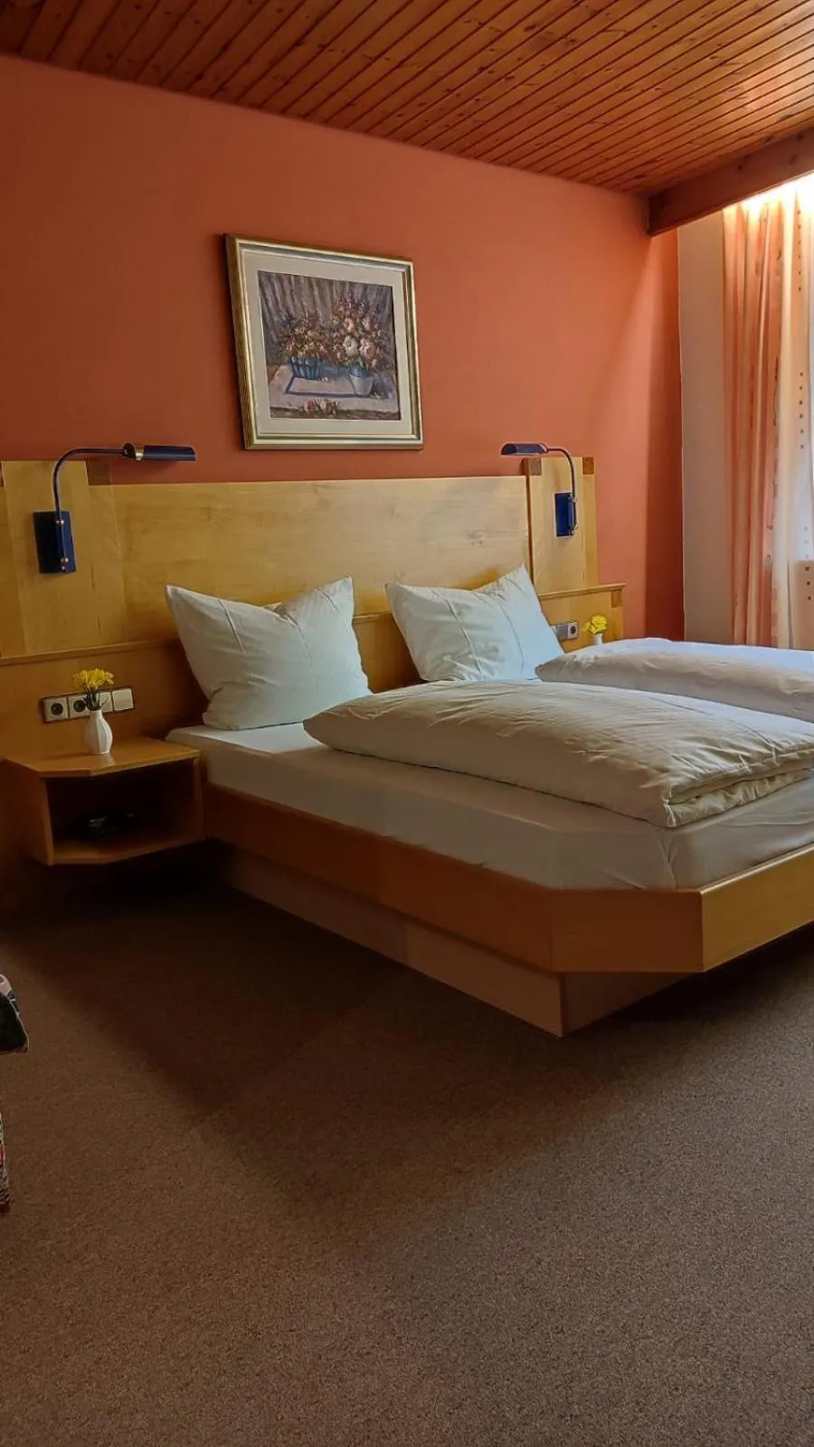 Bed in Hotel Freihof