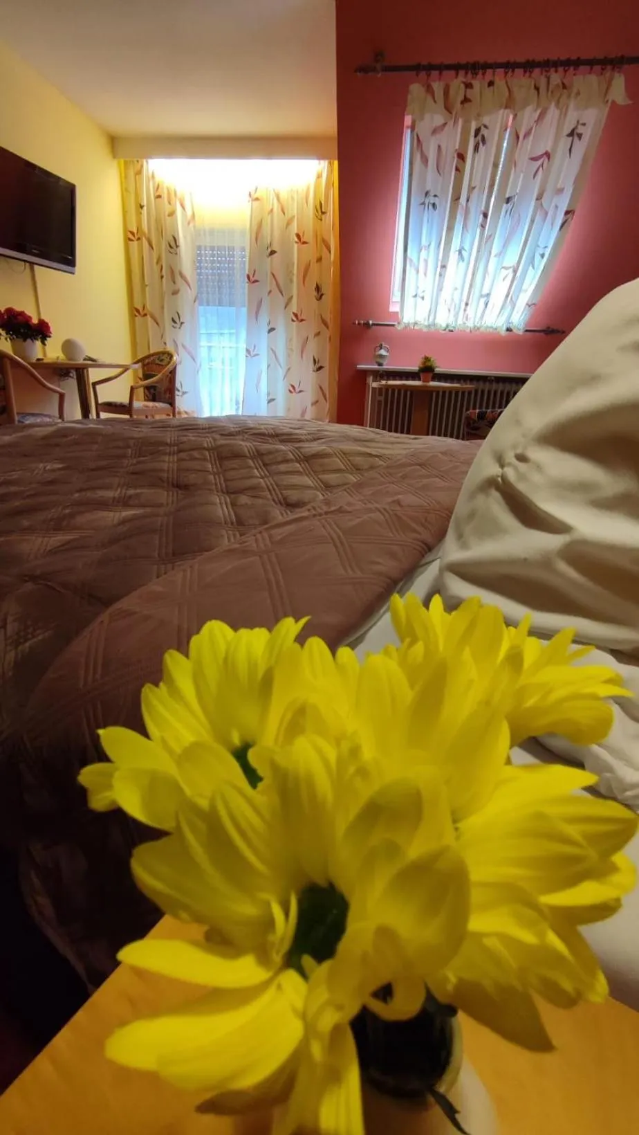 Bed in Hotel Freihof