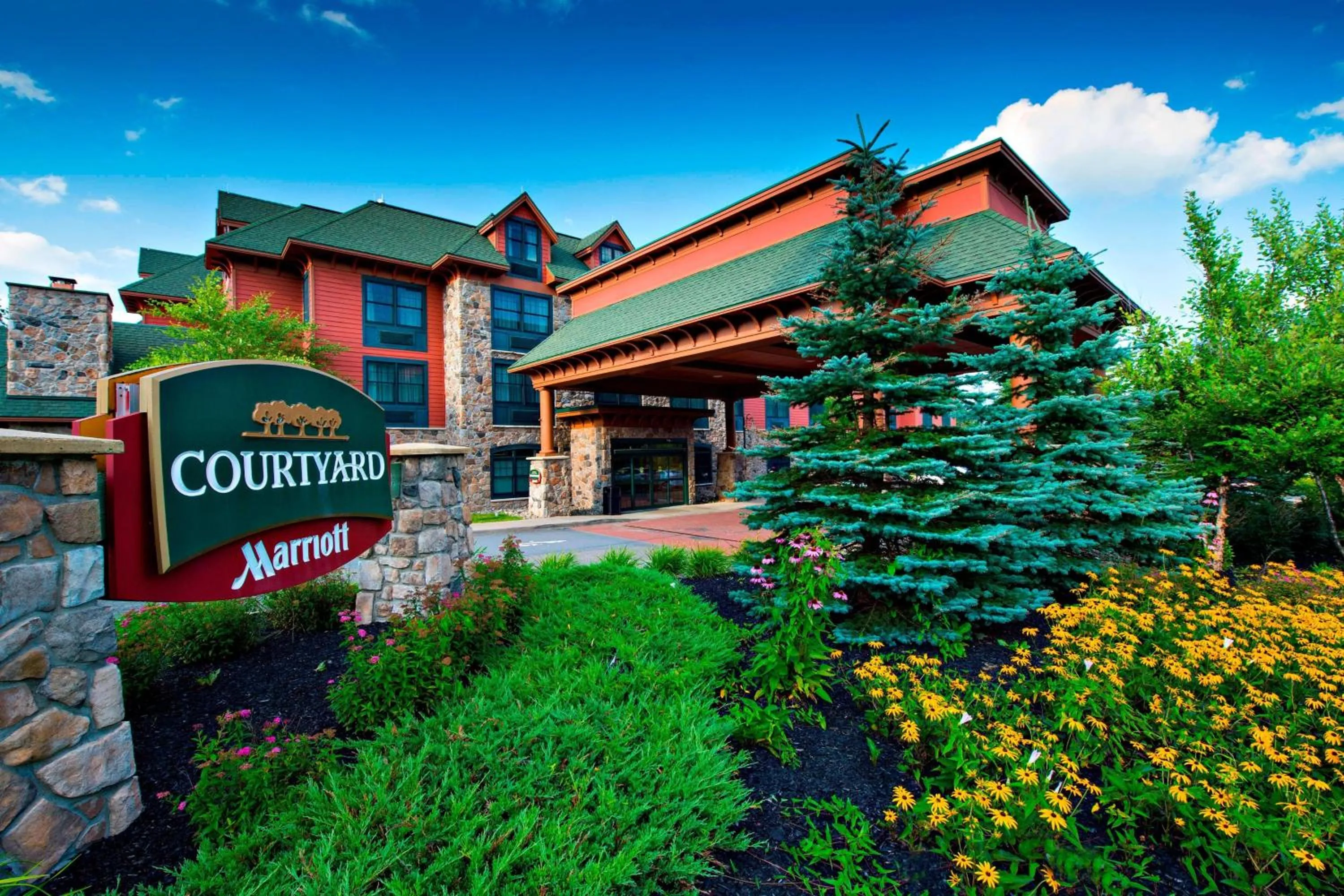 Property building in Courtyard Marriott Lake Placid