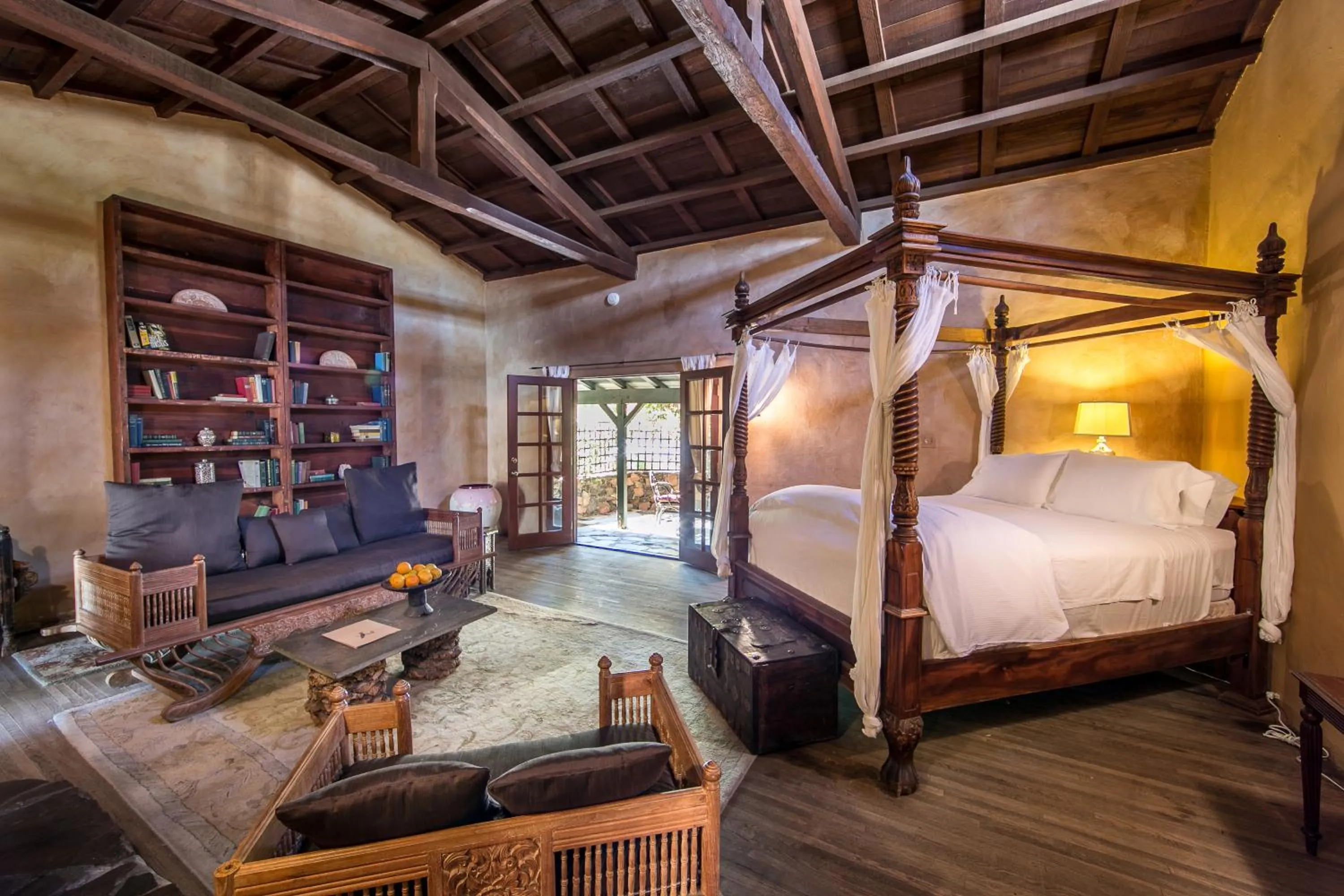 Photo of the whole room, Bed in Korakia Pensione