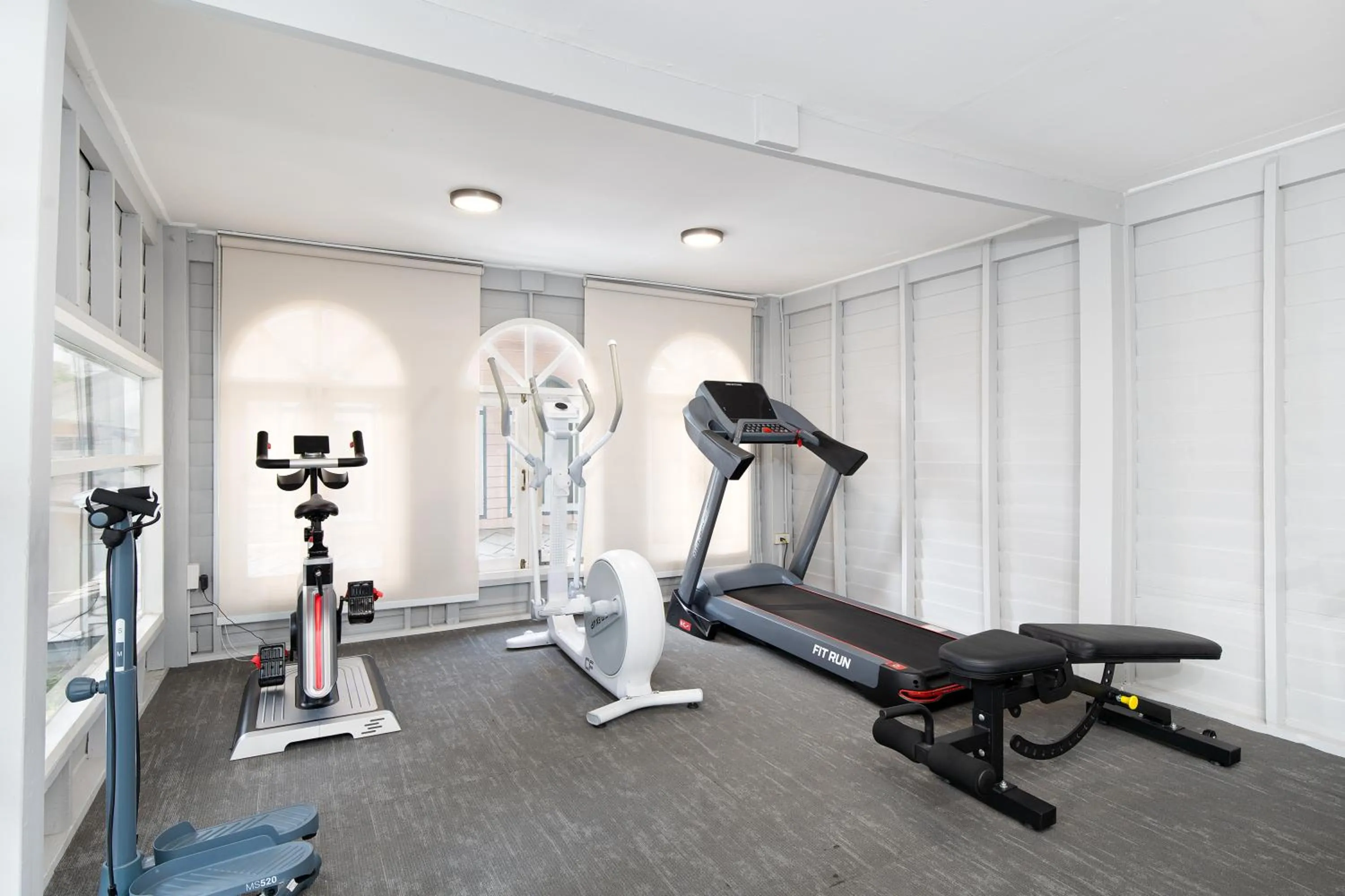 Fitness centre/facilities in The Riski Hotel at Bangphlat Station SHA