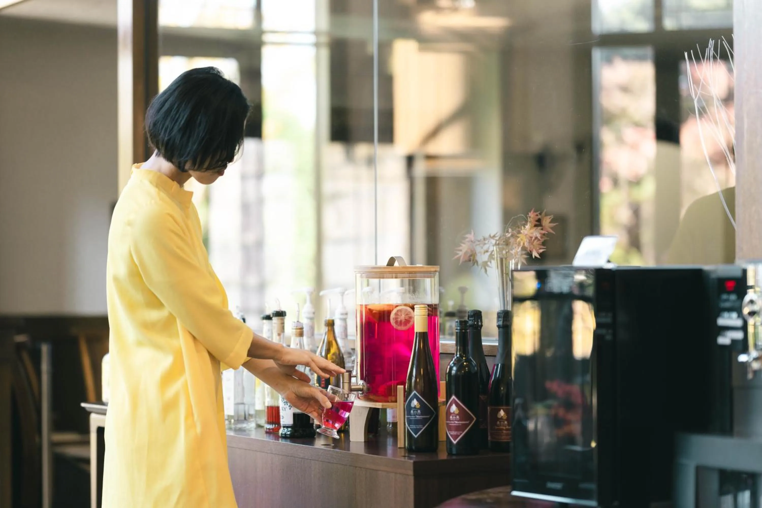 Lounge or bar in 伊豆高原温泉ホテル 森の泉