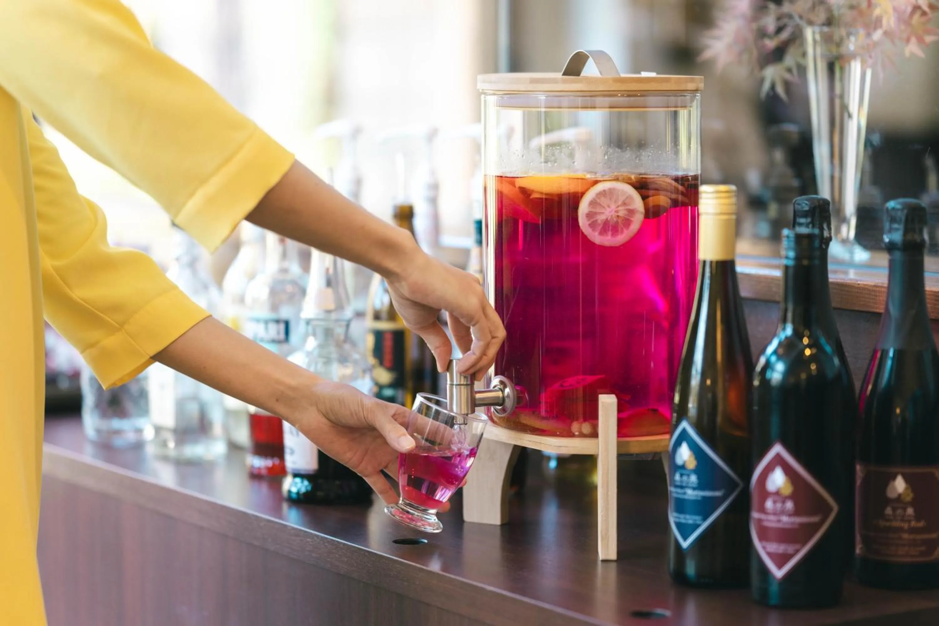 Lounge or bar in 伊豆高原温泉ホテル 森の泉