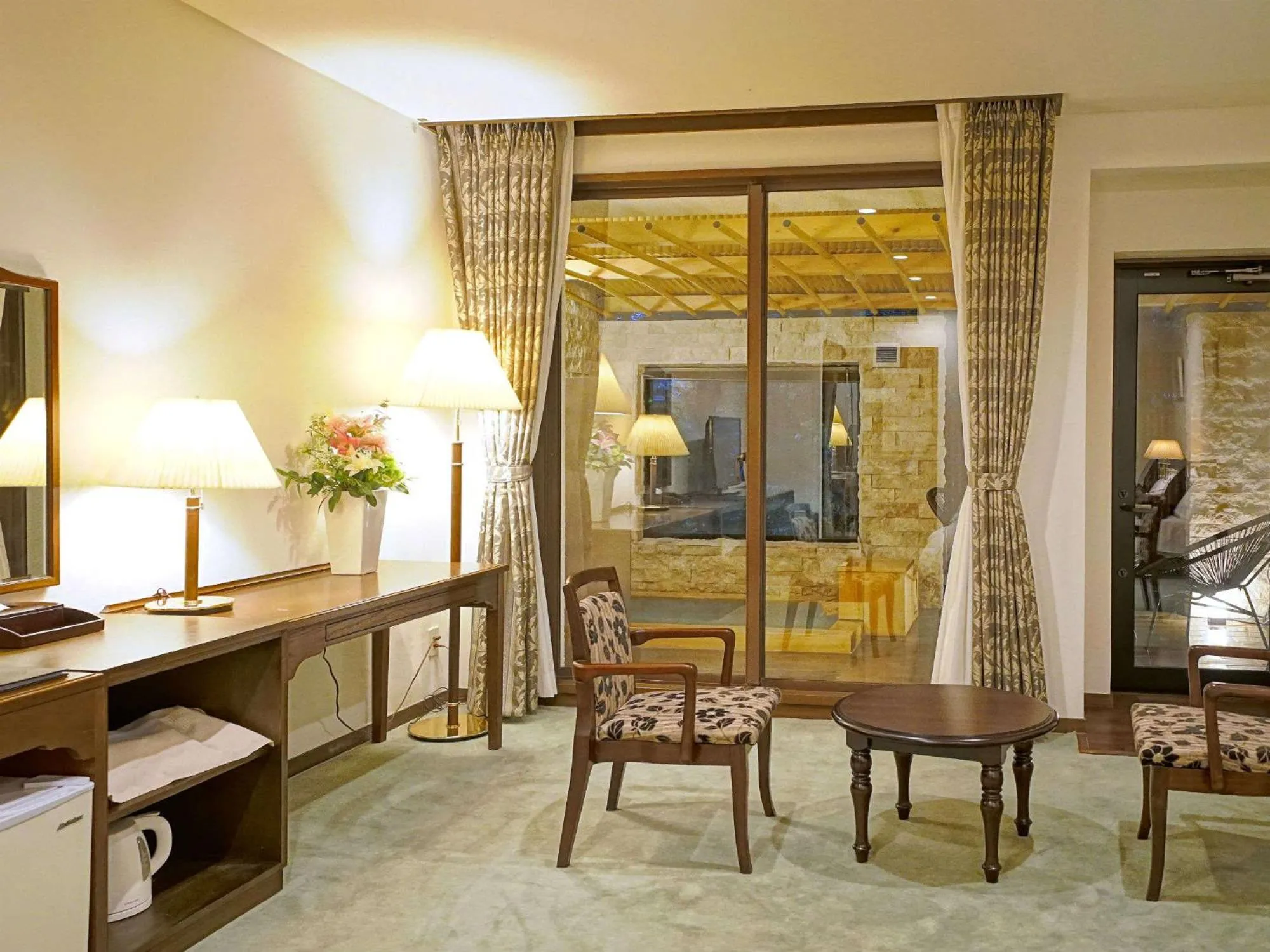 Photo of the whole room in 伊豆高原温泉ホテル 森の泉