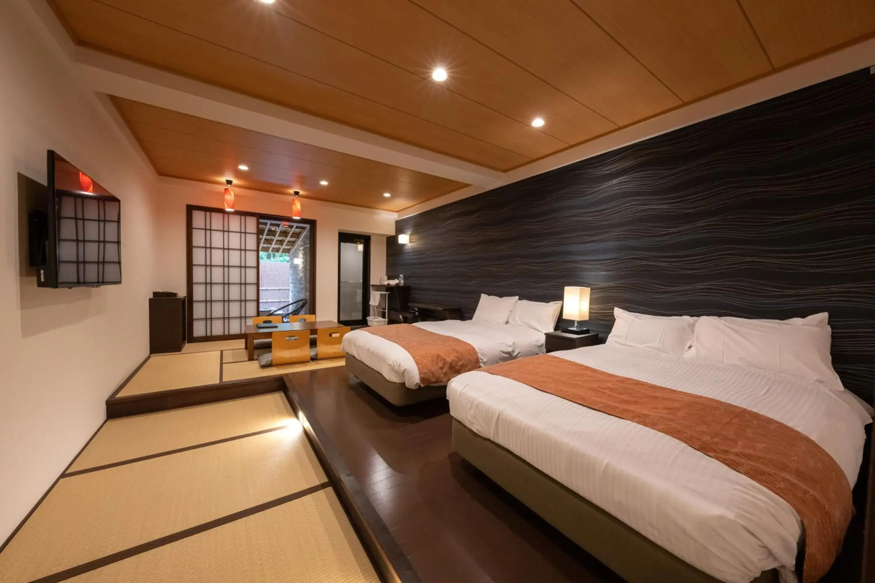 Quadruple Room with Private External Bathroom - single occupancy in 伊豆高原温泉ホテル 森の泉 Quadruple Room with Private External Bathroom - single occupancy in 伊豆高原温泉ホテル 森の泉