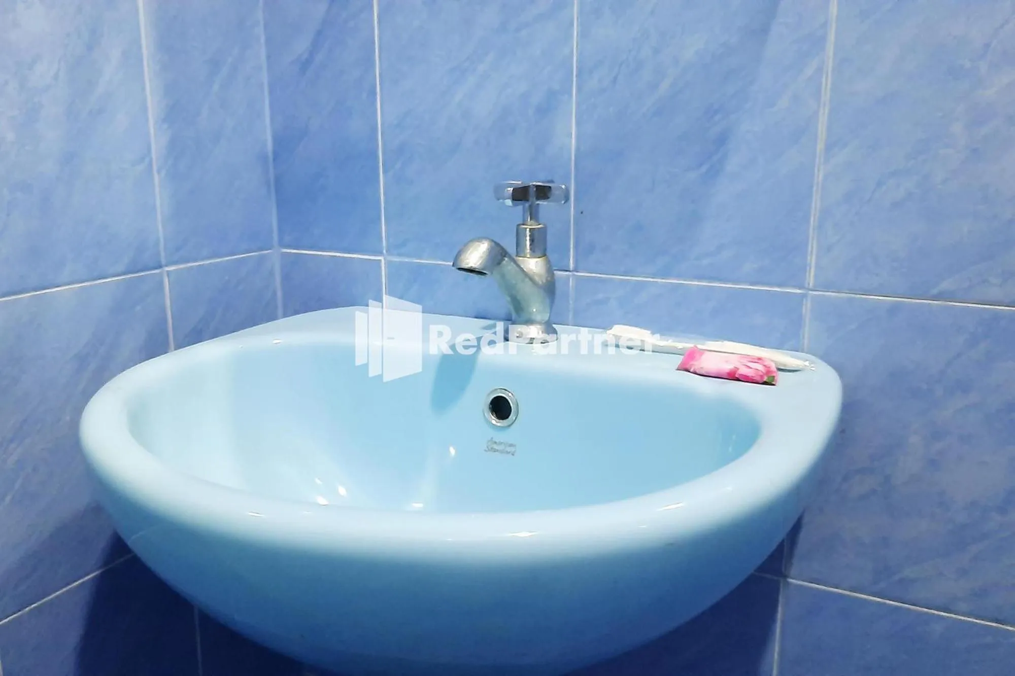 Bathroom in Roemah Proklamasi Syariah Mitra RedDoorz