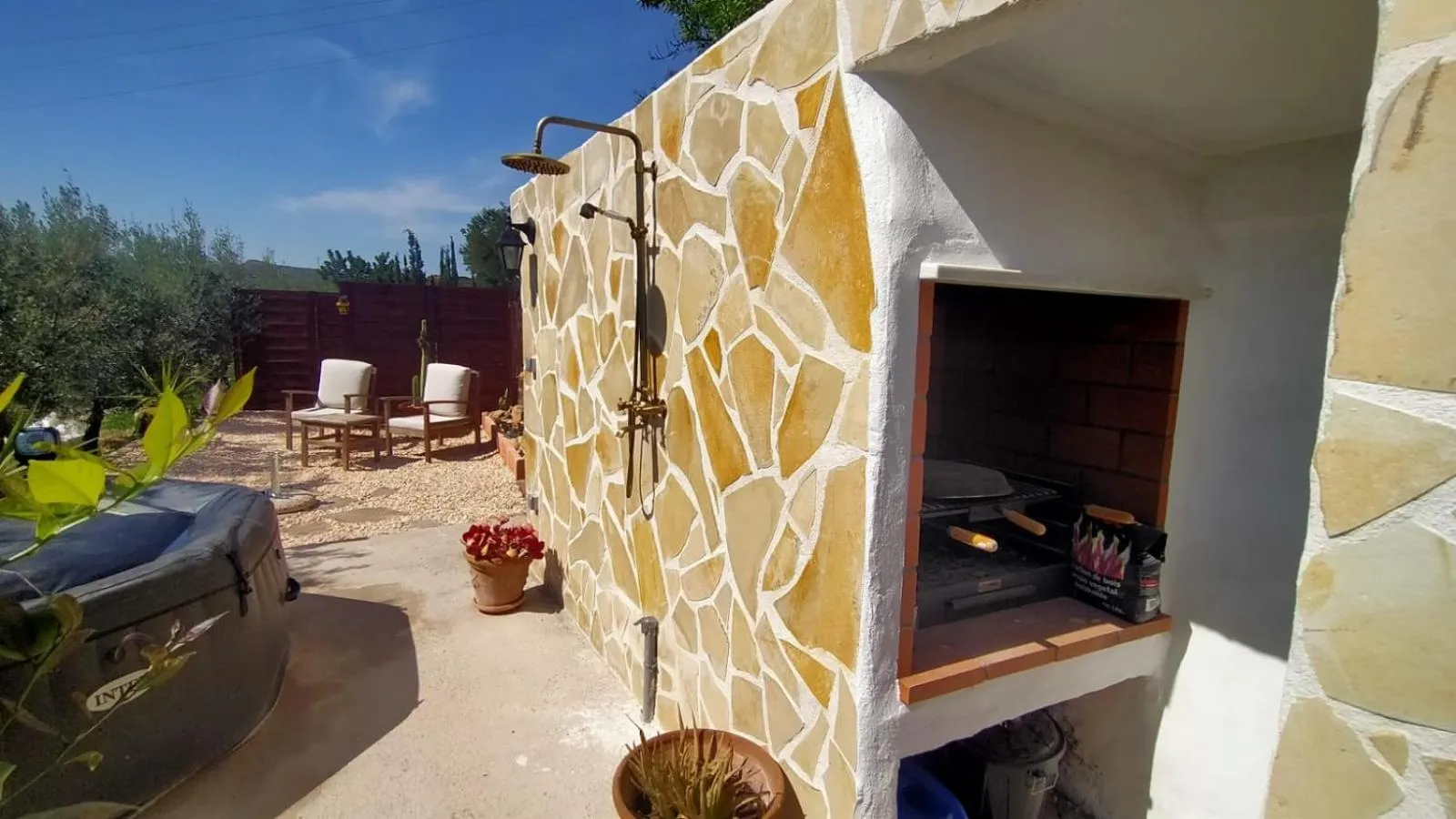 BBQ facilities in Casa Rural Buenavista Pedralba