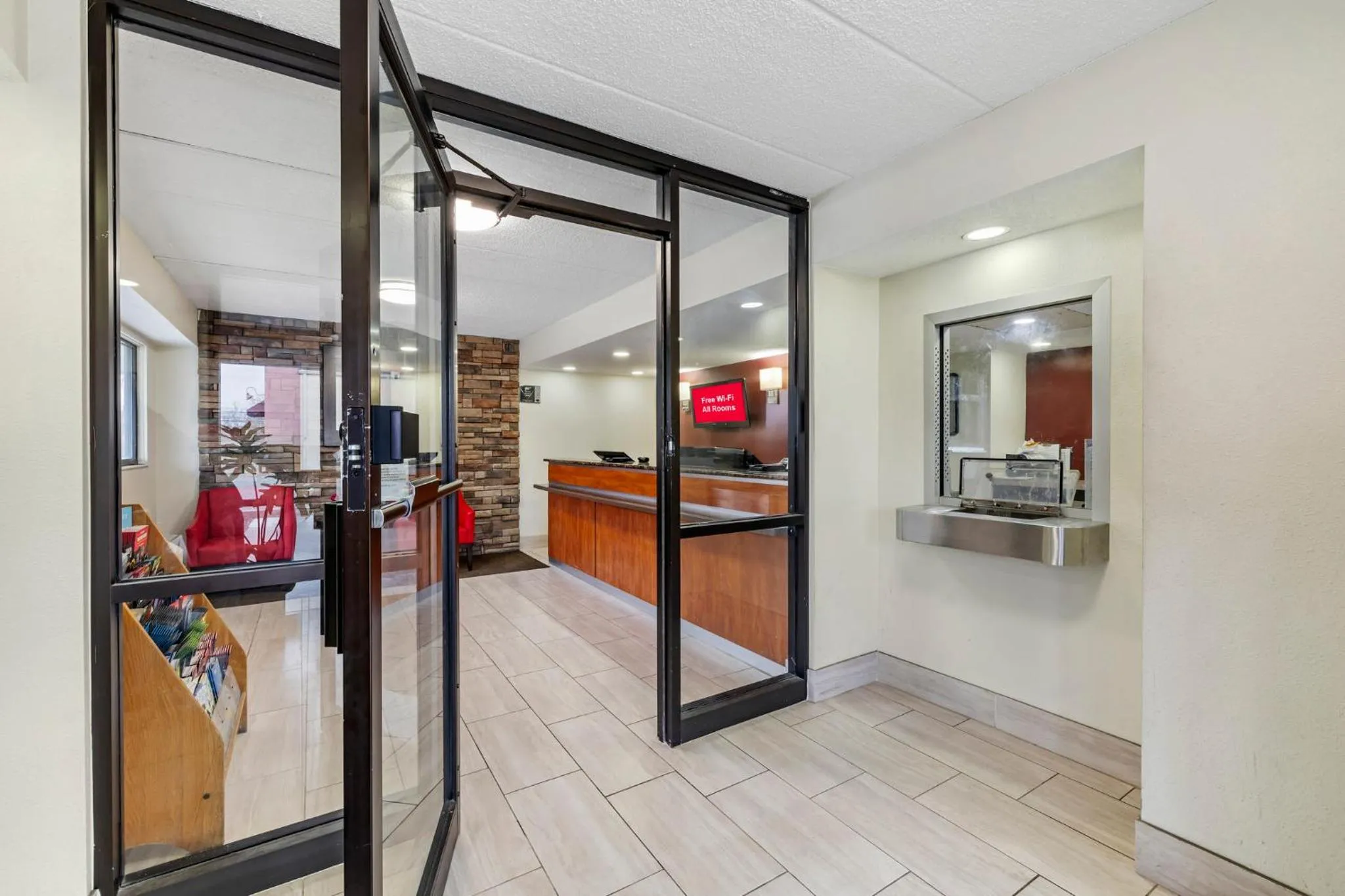 Lobby or reception in Red Roof Inn Parsippany