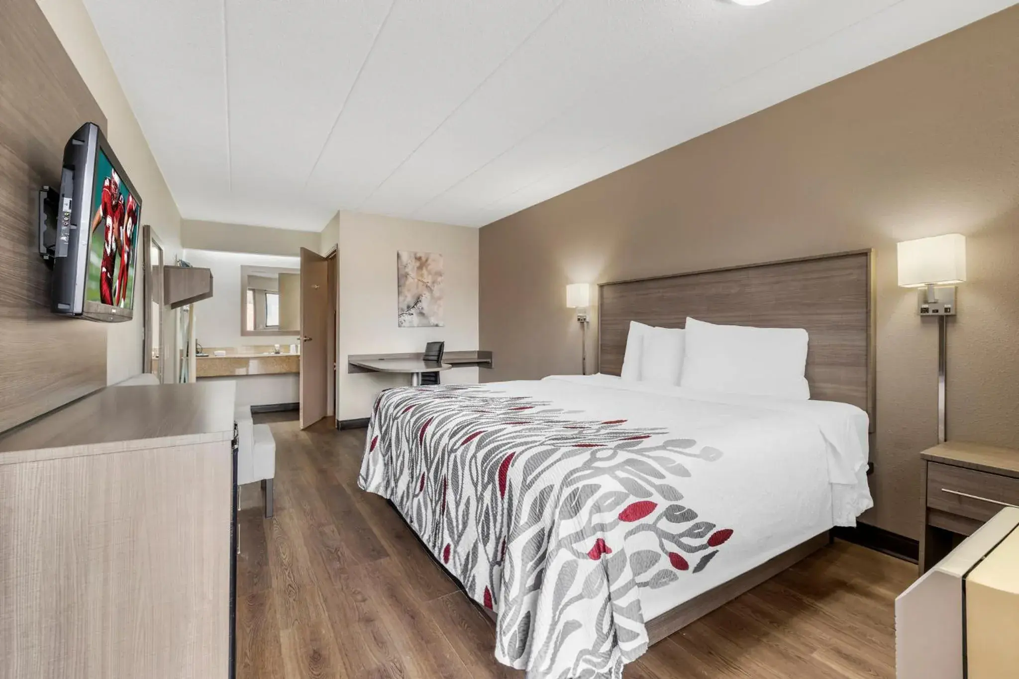 Bedroom, Bed in Red Roof Inn Parsippany Bedroom, Bed in Red Roof Inn Parsippany