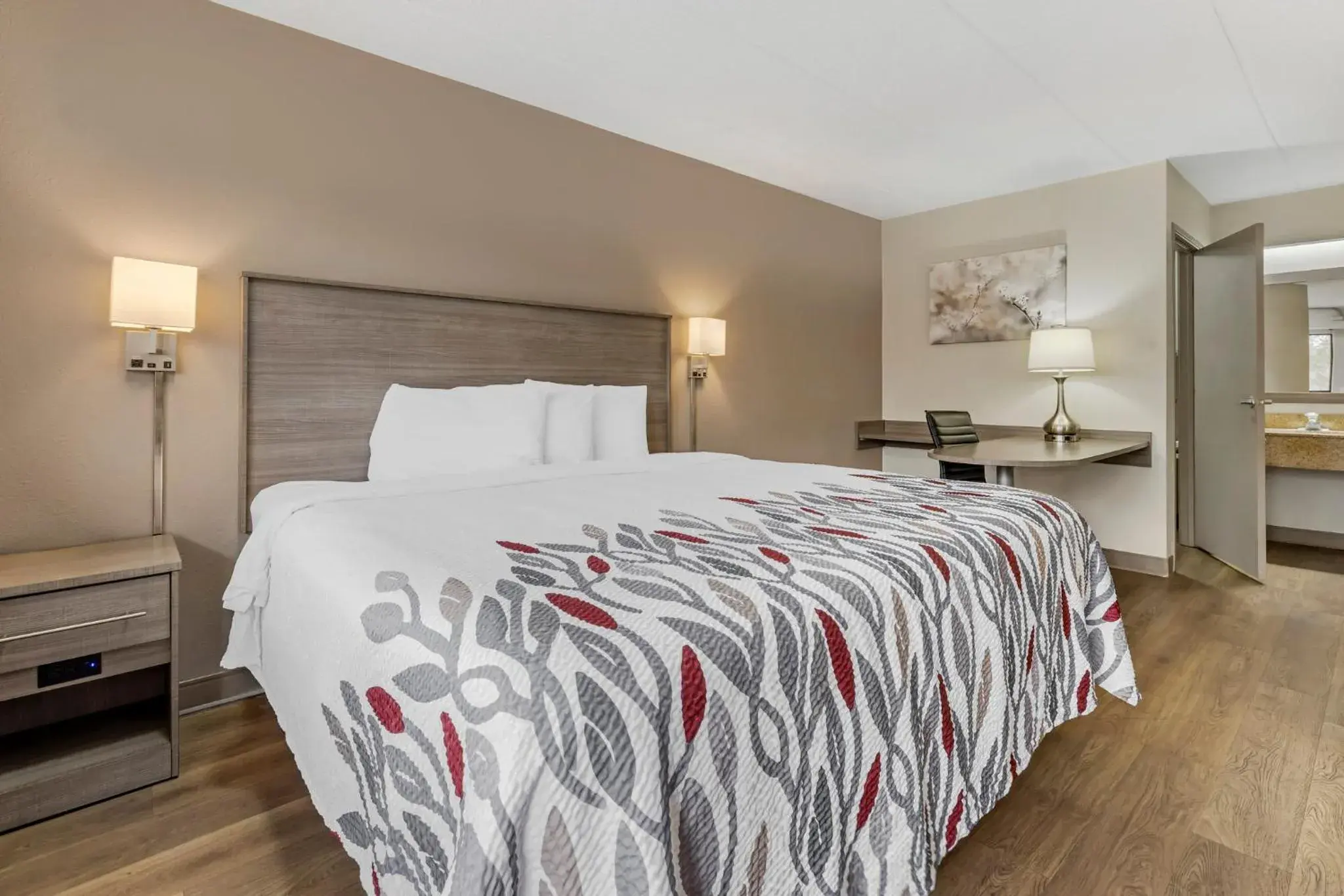 Bedroom, Bed in Red Roof Inn Parsippany Bedroom, Bed in Red Roof Inn Parsippany