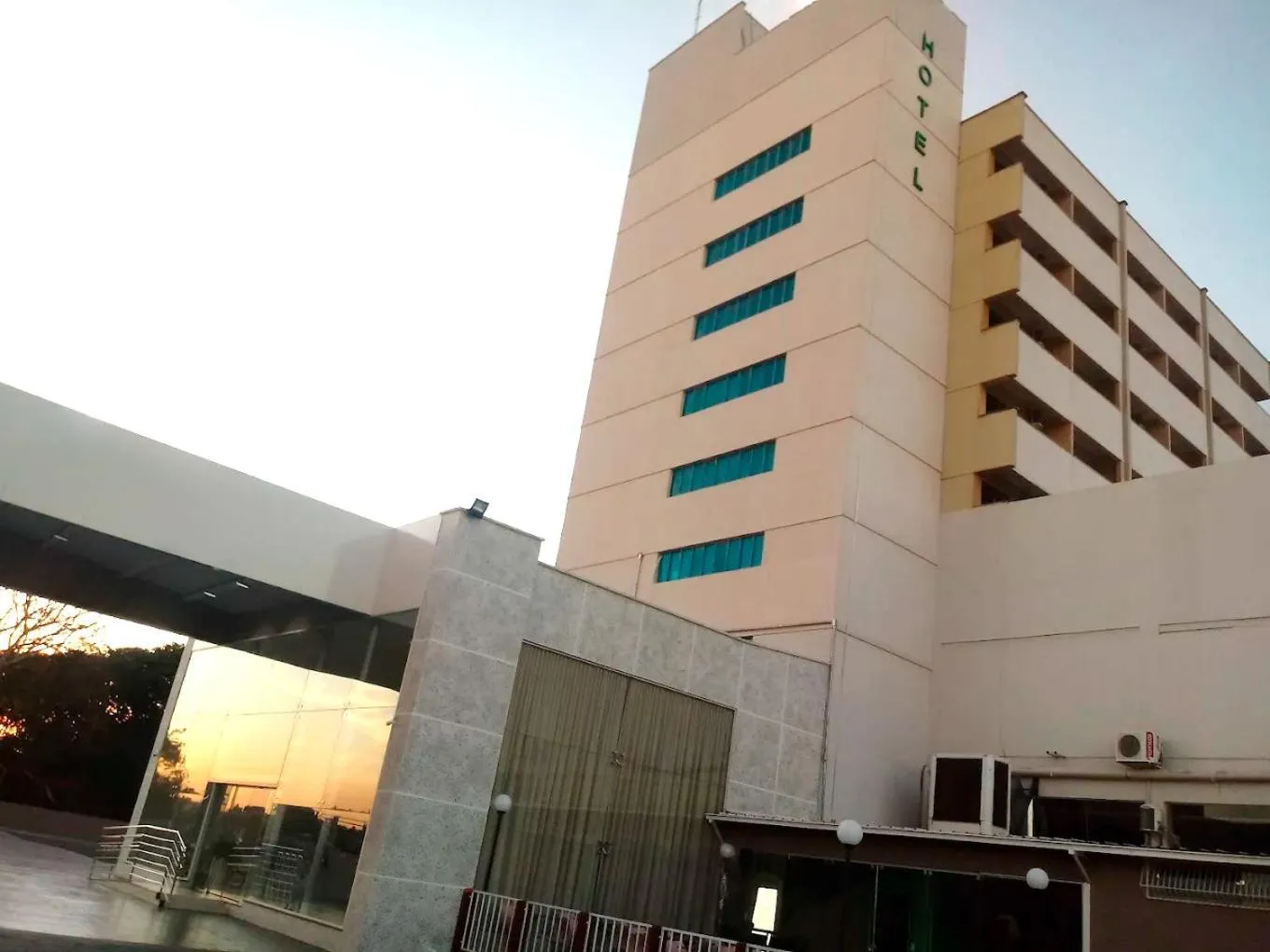 Property building in House Inn Hotel - Anashopping