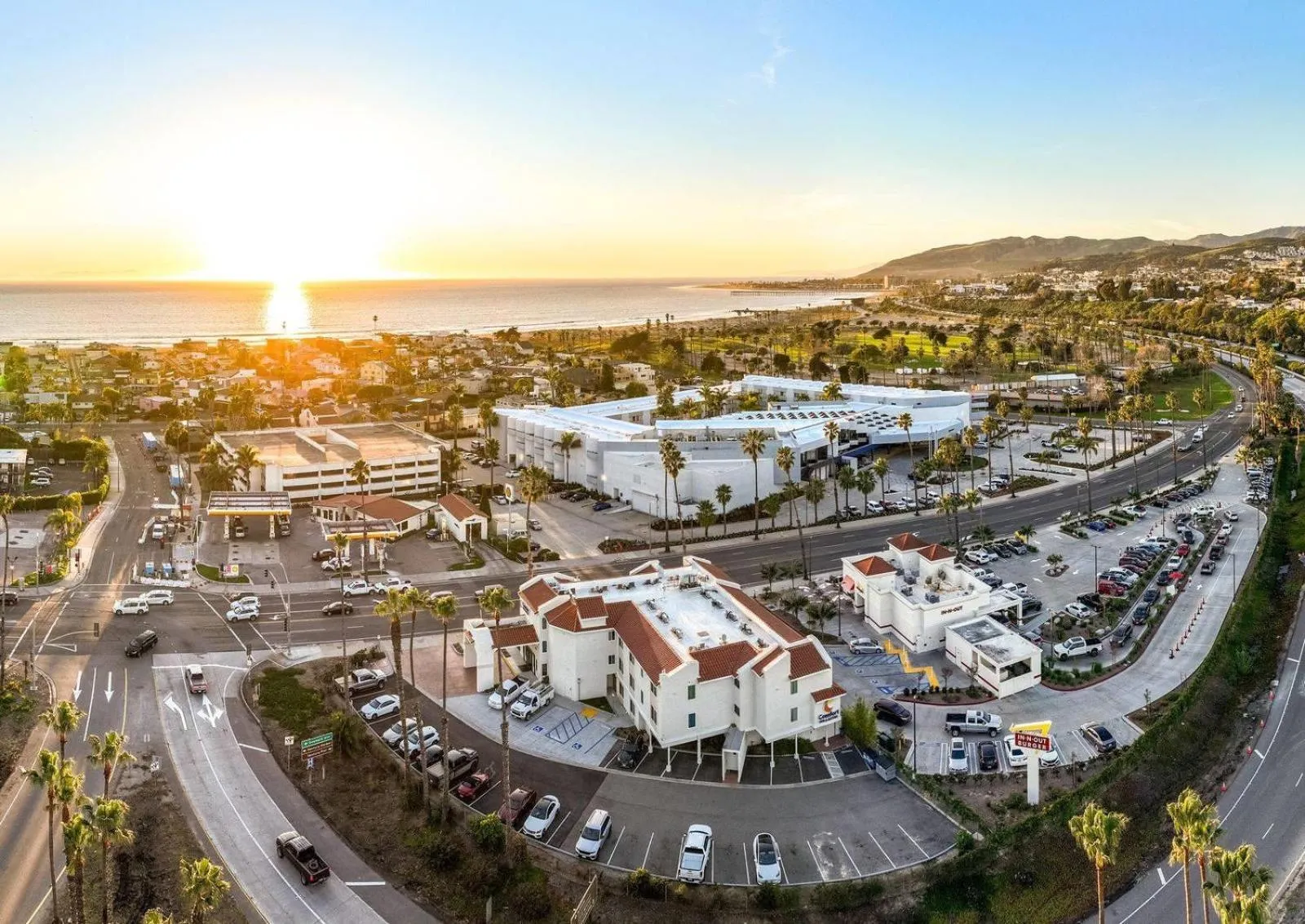 Property building in Comfort Inn & Suites Ventura Beach
