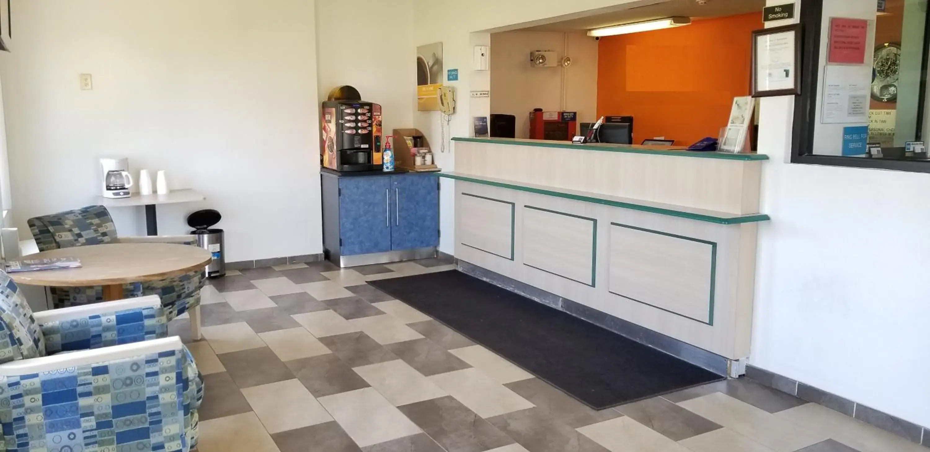 Lobby or reception in FairBridge Inn Express London Lobby or reception in FairBridge Inn Express London