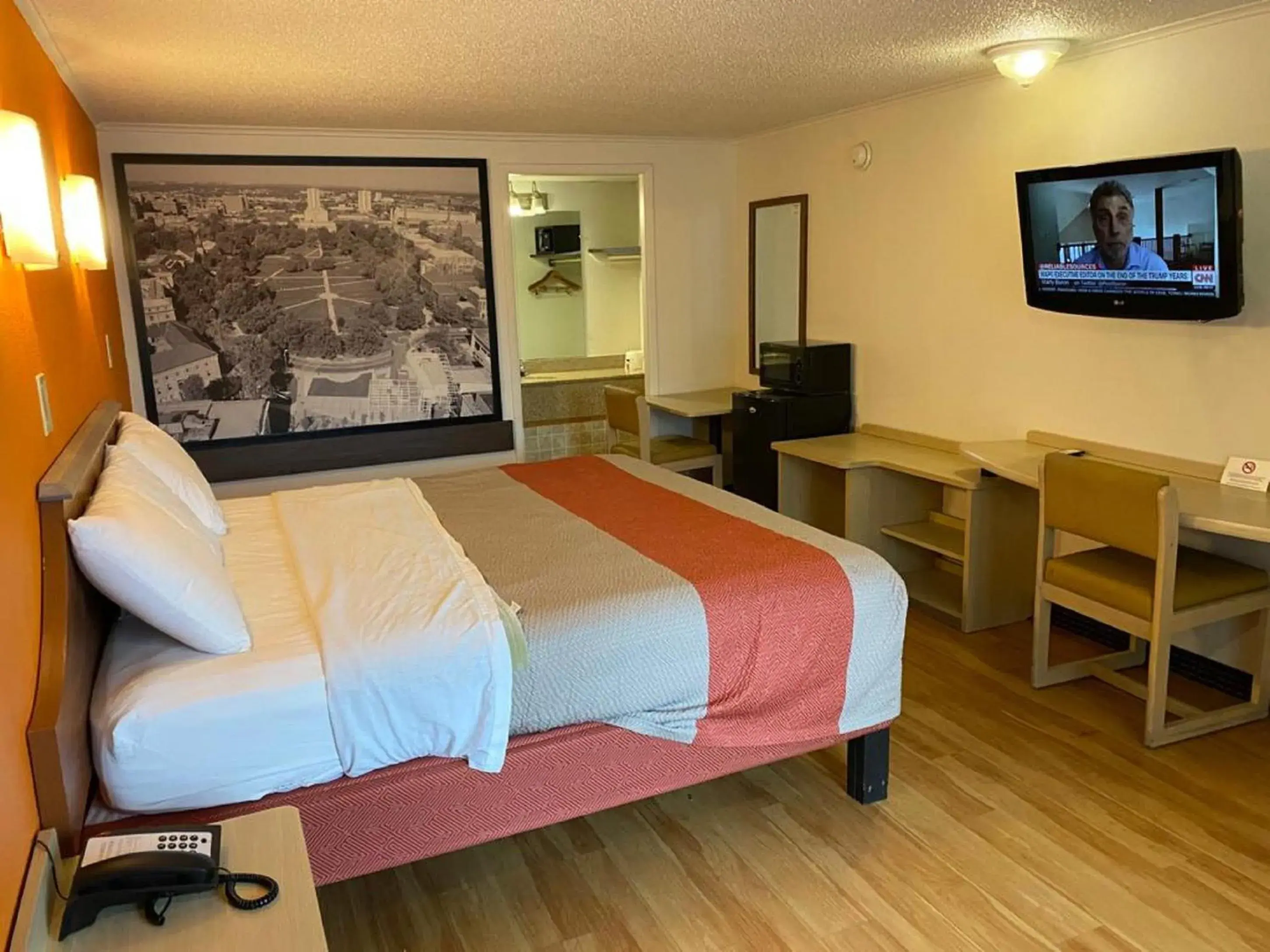 Photo of the whole room, Bed in FairBridge Inn Express London Photo of the whole room, Bed in FairBridge Inn Express London