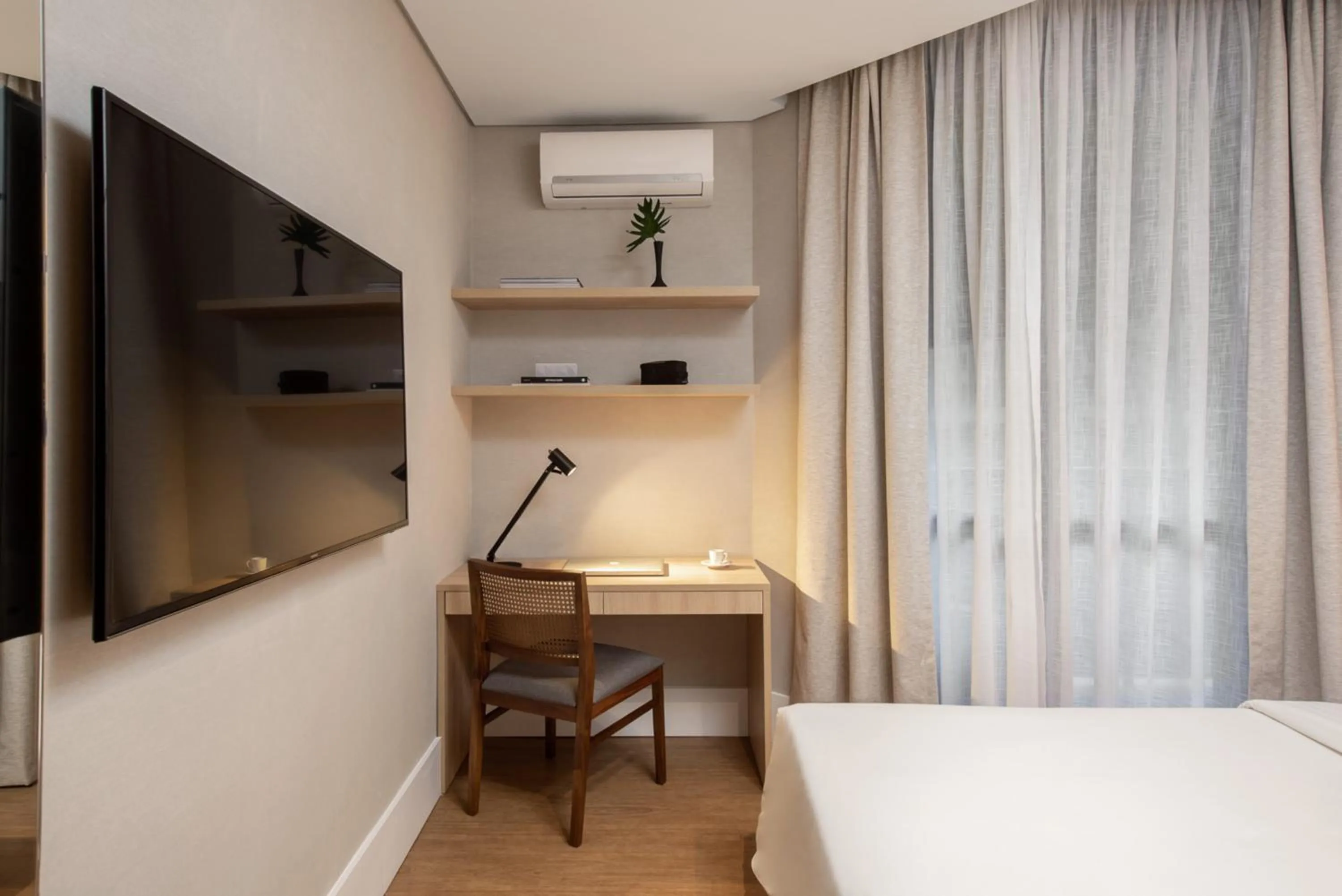 Bed in Address São Paulo Faria Lima by Intercity