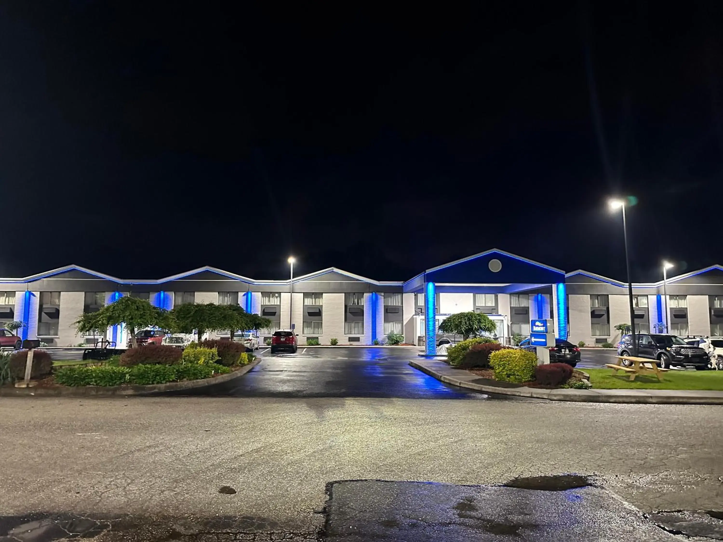 Property building in Remembrance Inn Property building in Remembrance Inn