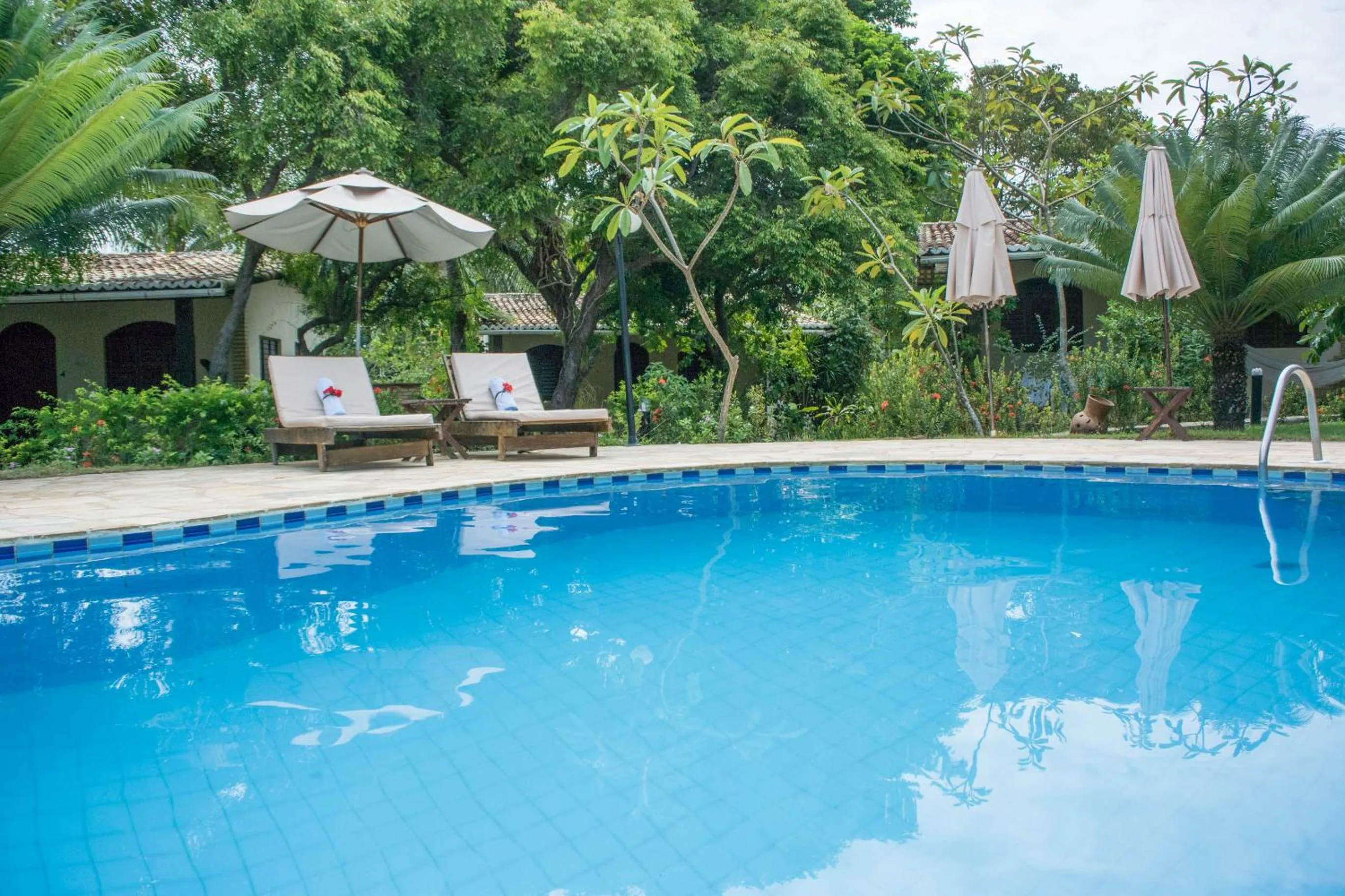 Swimming pool in Pousada Sol e Luna