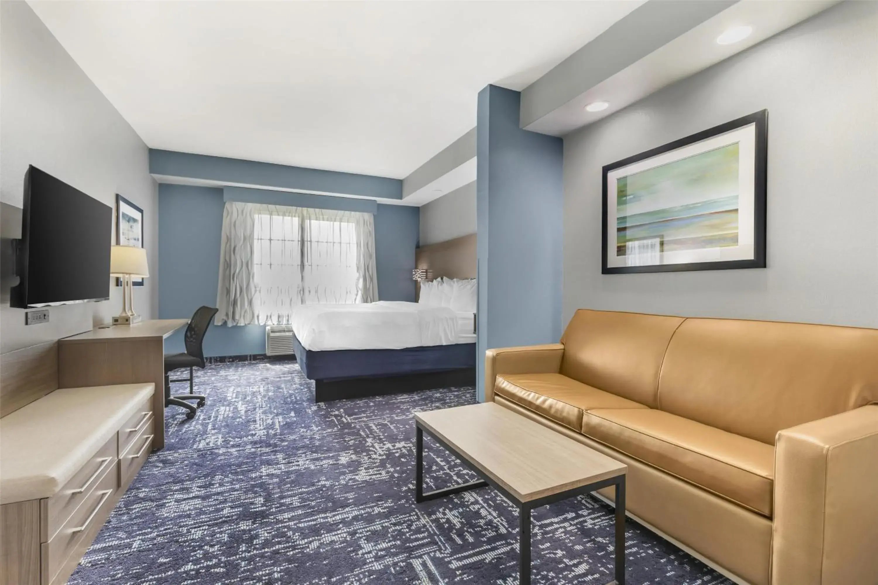 Photo of the whole room, Bed in Best Western Plus Fort Worth Forest Hill Inn & Suites Photo of the whole room, Bed in Best Western Plus Fort Worth Forest Hill Inn & Suites