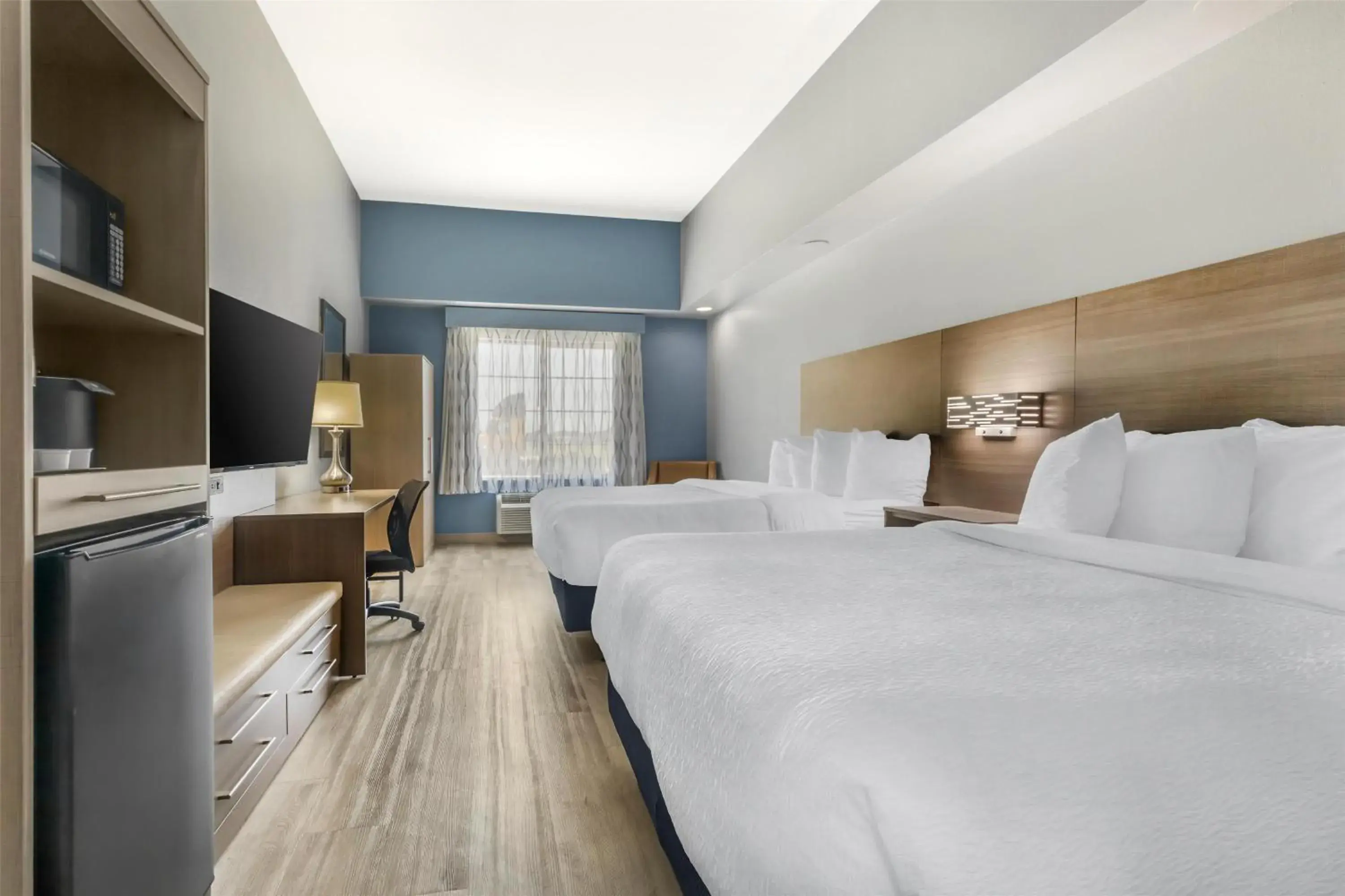 Bedroom, Bed in Best Western Plus Fort Worth Forest Hill Inn & Suites Bedroom, Bed in Best Western Plus Fort Worth Forest Hill Inn & Suites