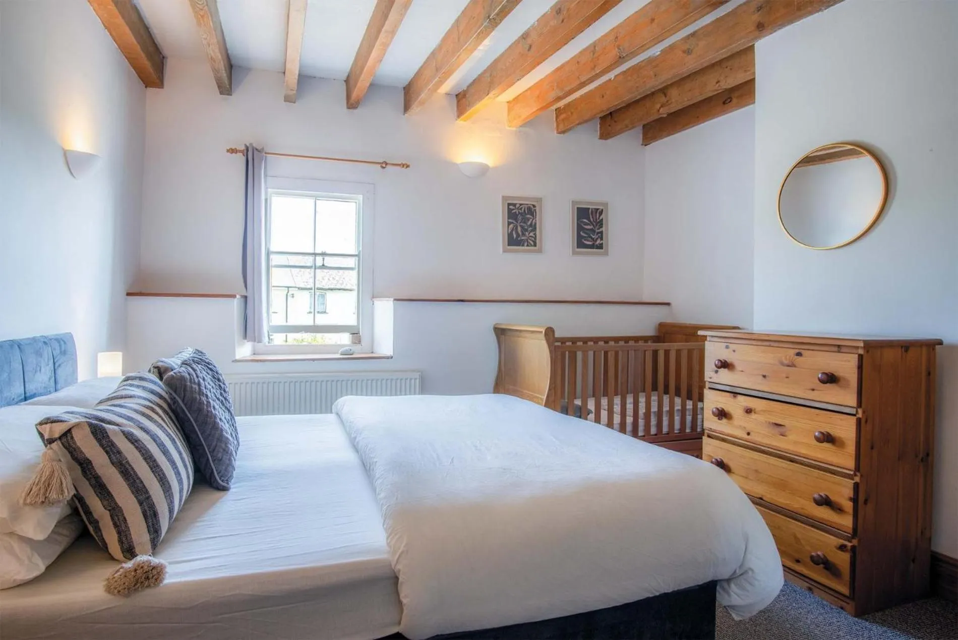 Floor plan, Bed in Angle Adventures - 4 Bedroom Cottage - Angle