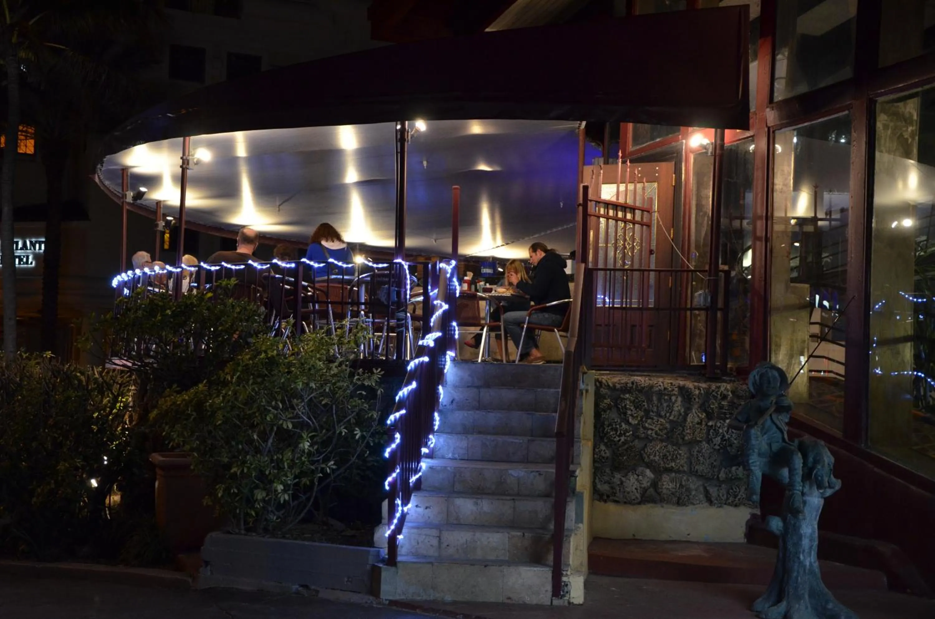 Facade/entrance in Sea Club Ocean Resort