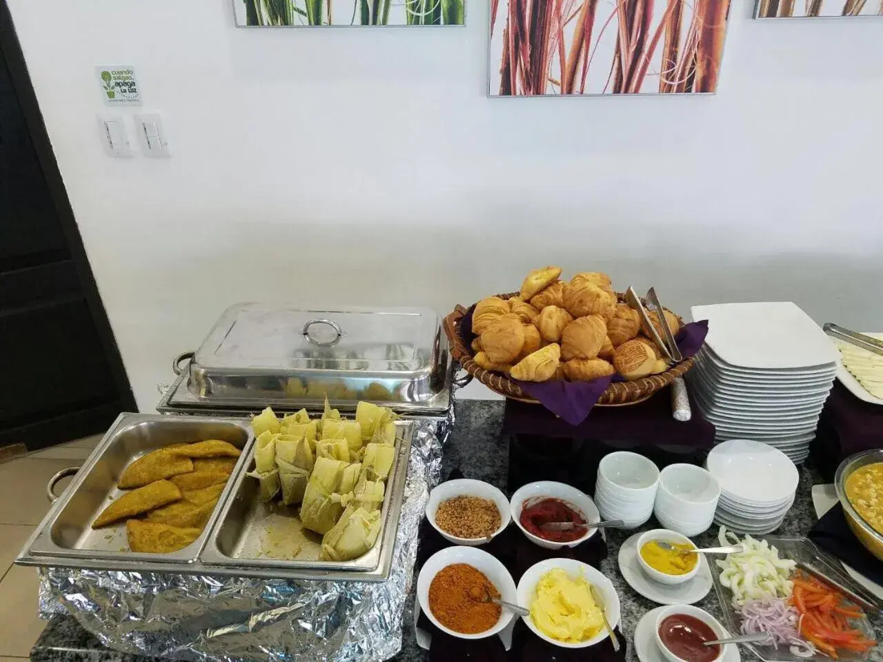 Buffet breakfast in Hotel Mar Azul Buffet breakfast in Hotel Mar Azul