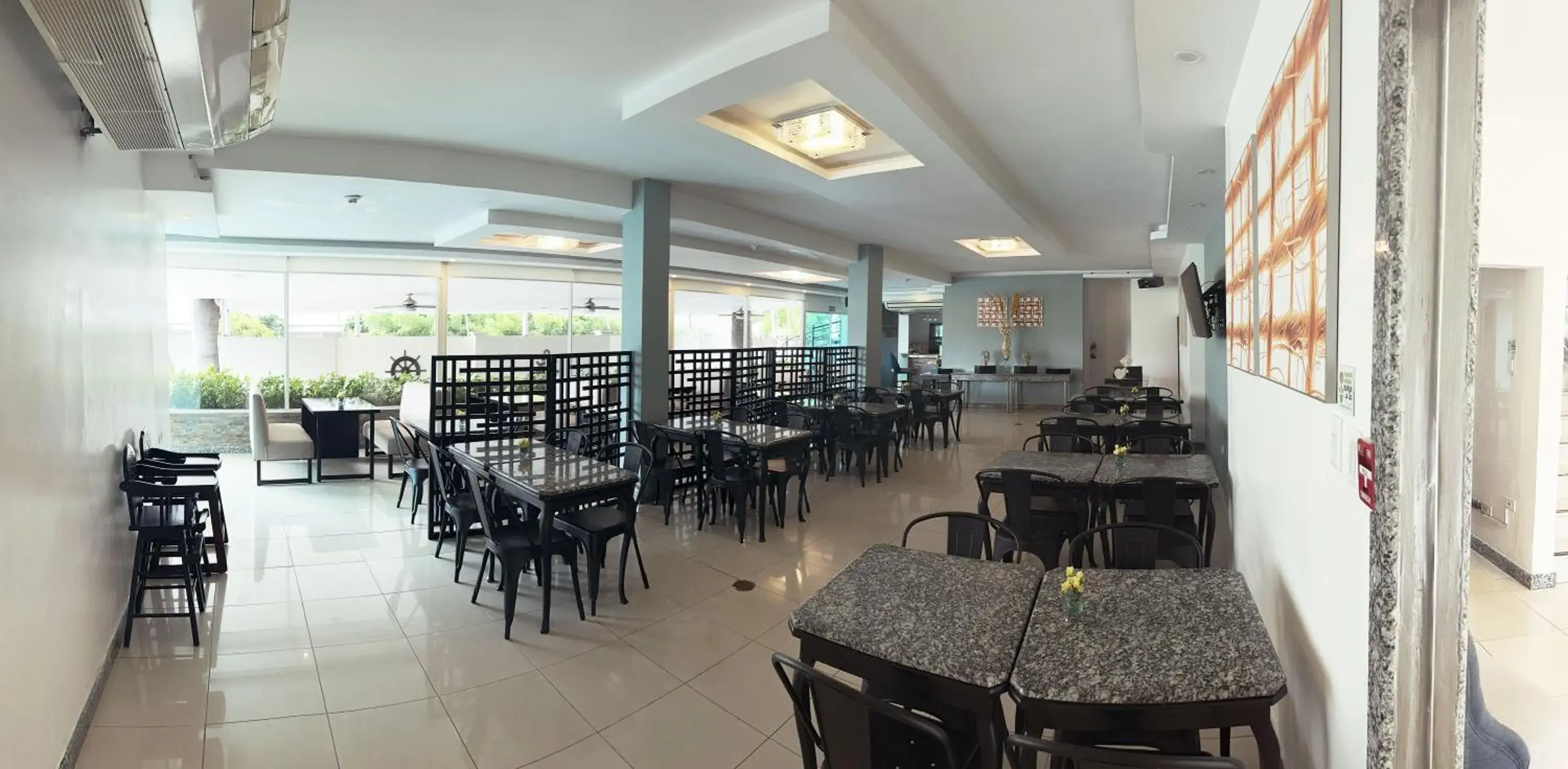 Restaurant/places to eat in Hotel Mar Azul Restaurant/places to eat in Hotel Mar Azul