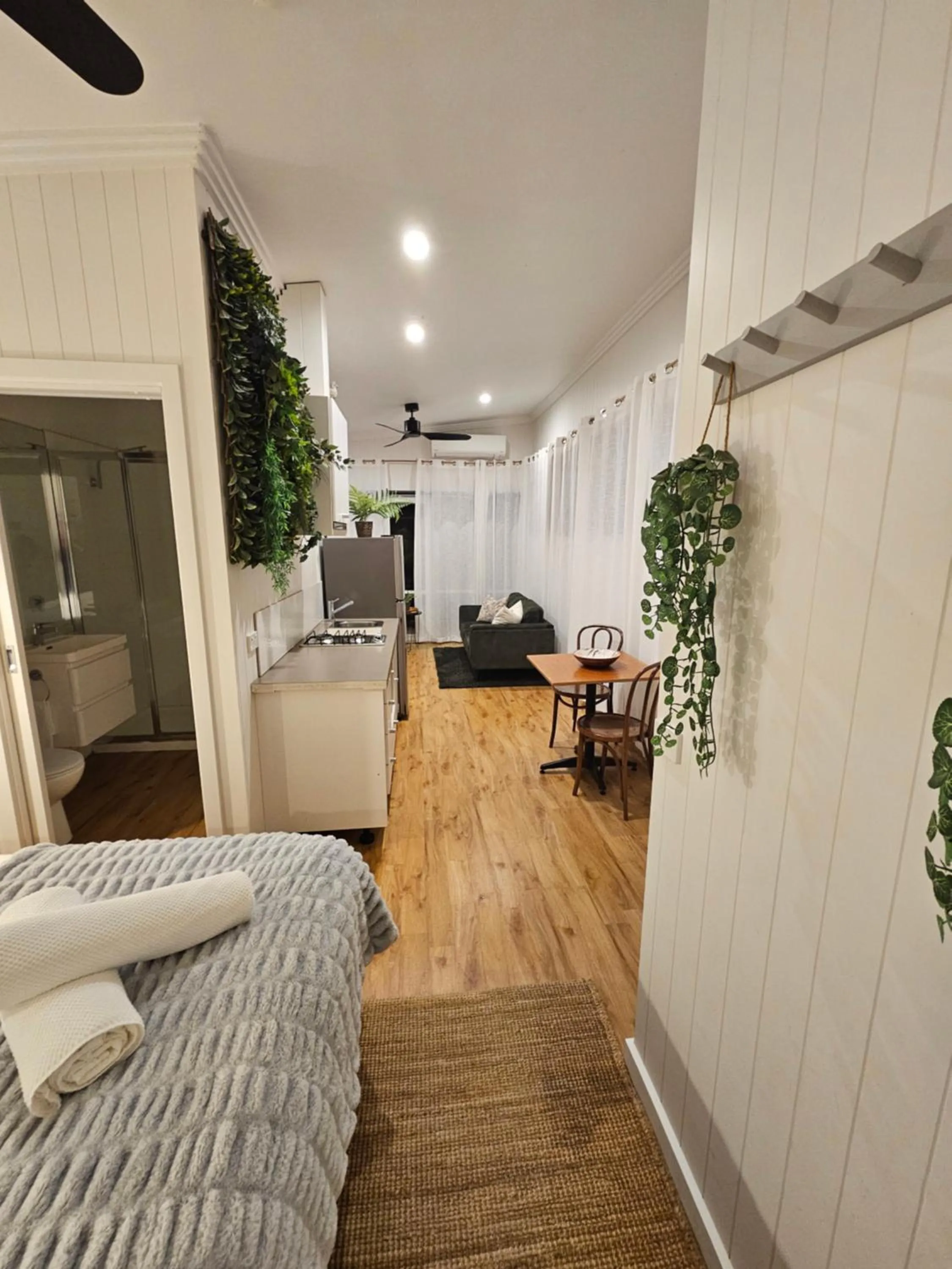 Photo of the whole room, Bed in By The Seaside