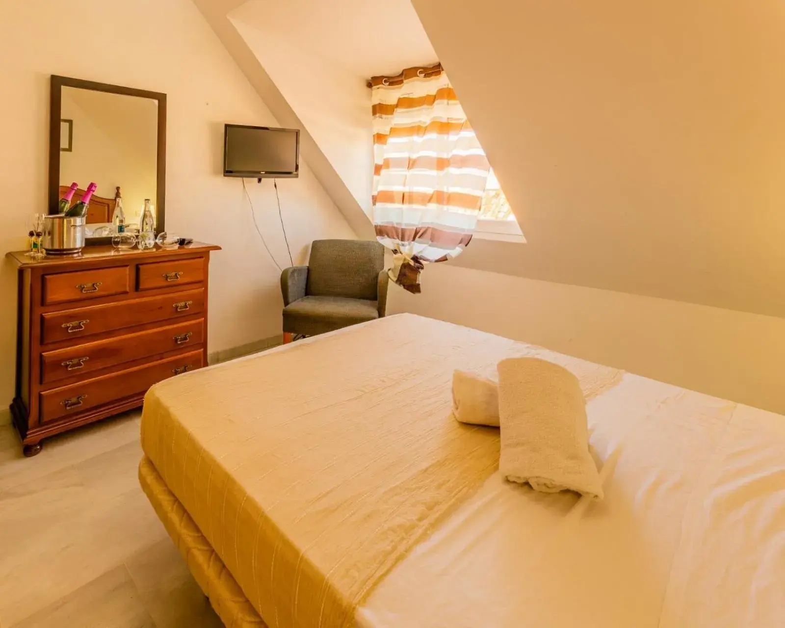 Deluxe Room in Hotel La Morena Deluxe Room in Hotel La Morena