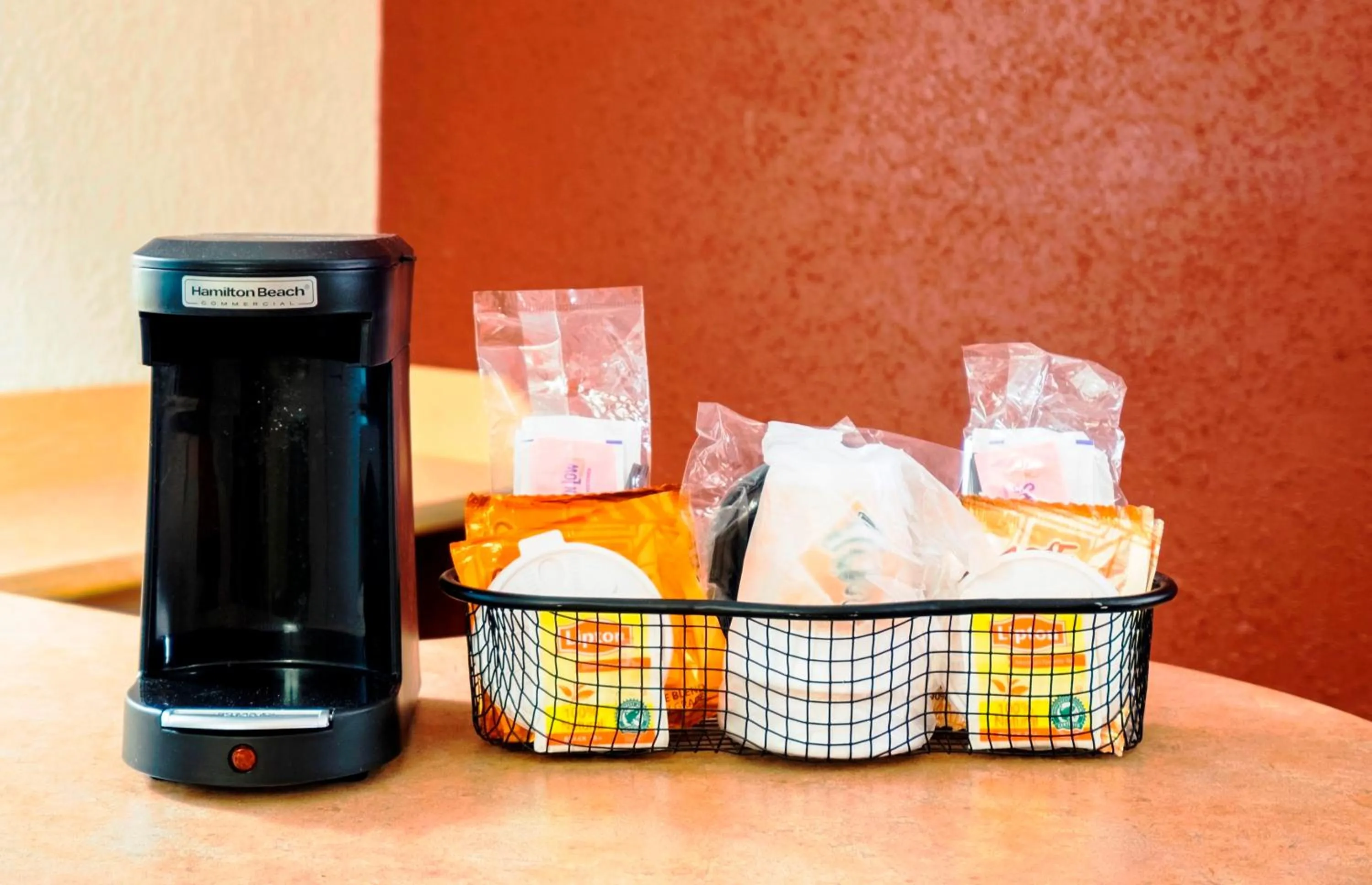 Bedroom in Red Roof Inn Allentown Airport