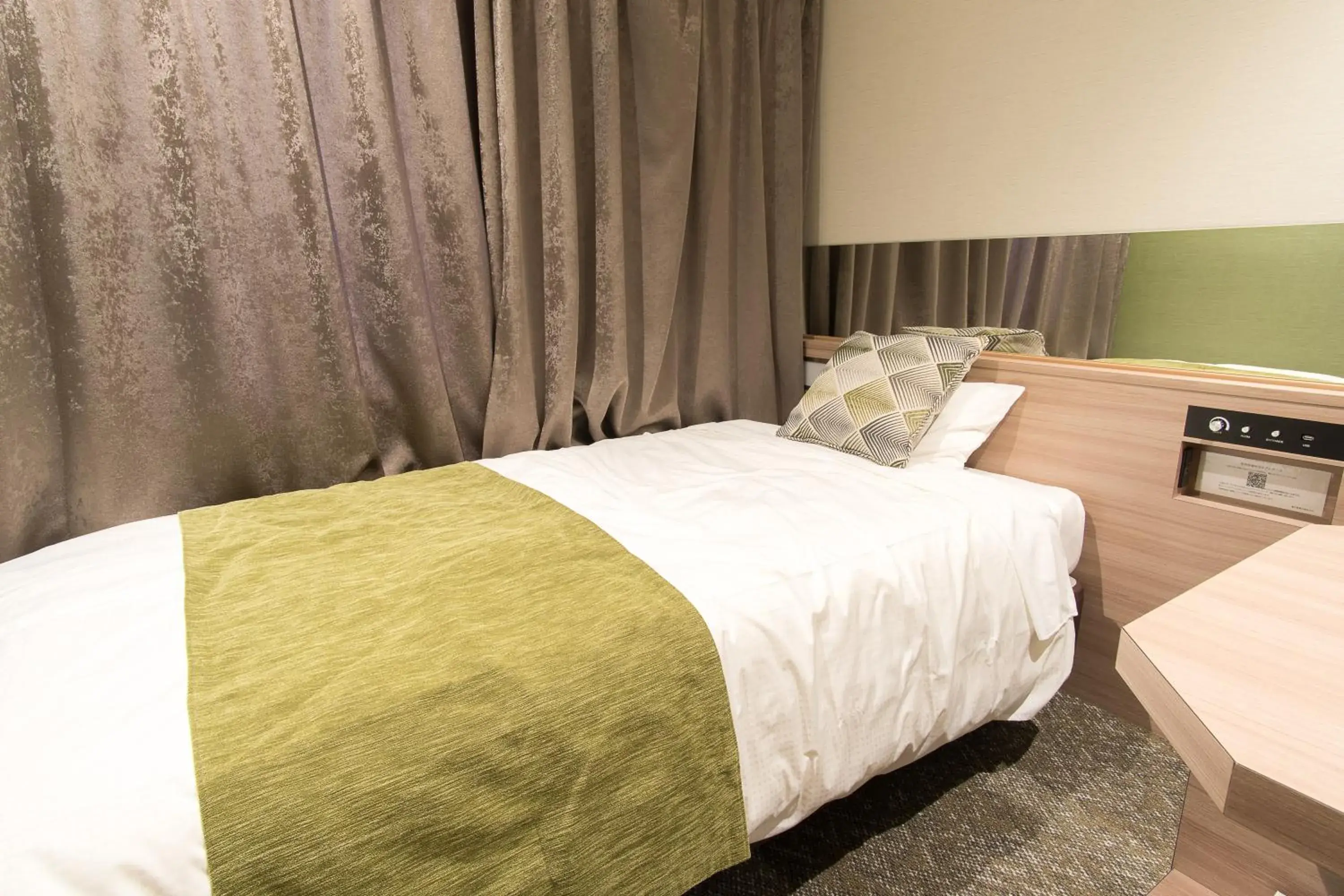 Bed in Fujinomiya Fujikyu Hotel Bed in Fujinomiya Fujikyu Hotel