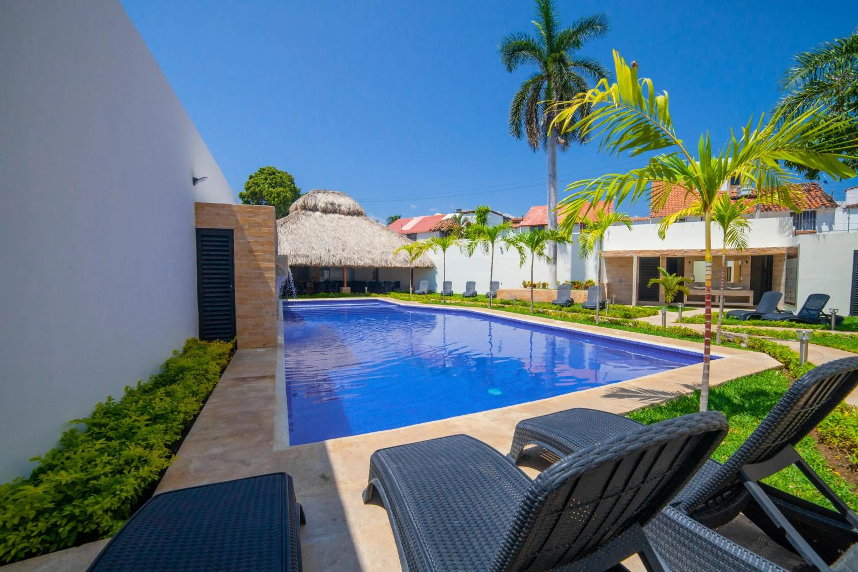 Swimming pool in Mayev Express