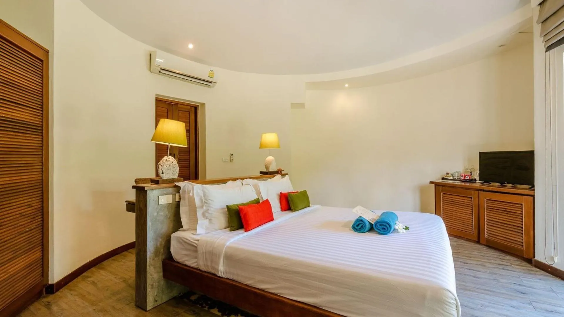 Bed in Sea Dance Resort