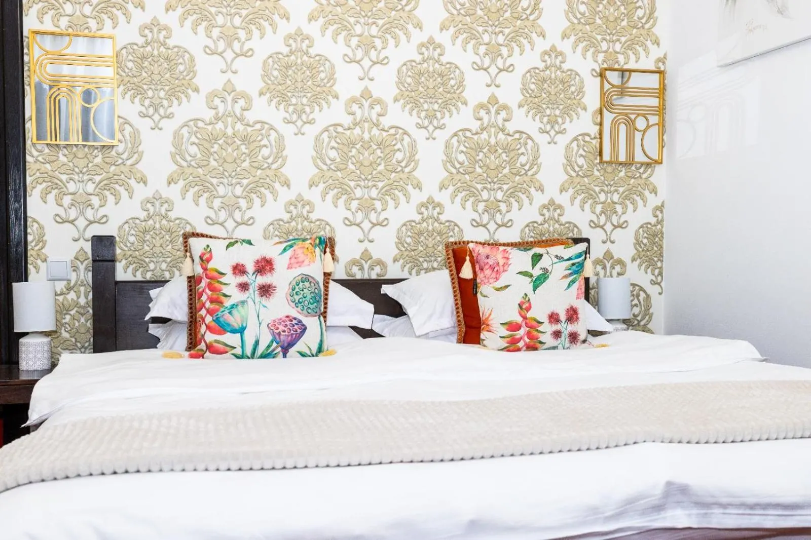 Bed in VILA LUCA-Hotel