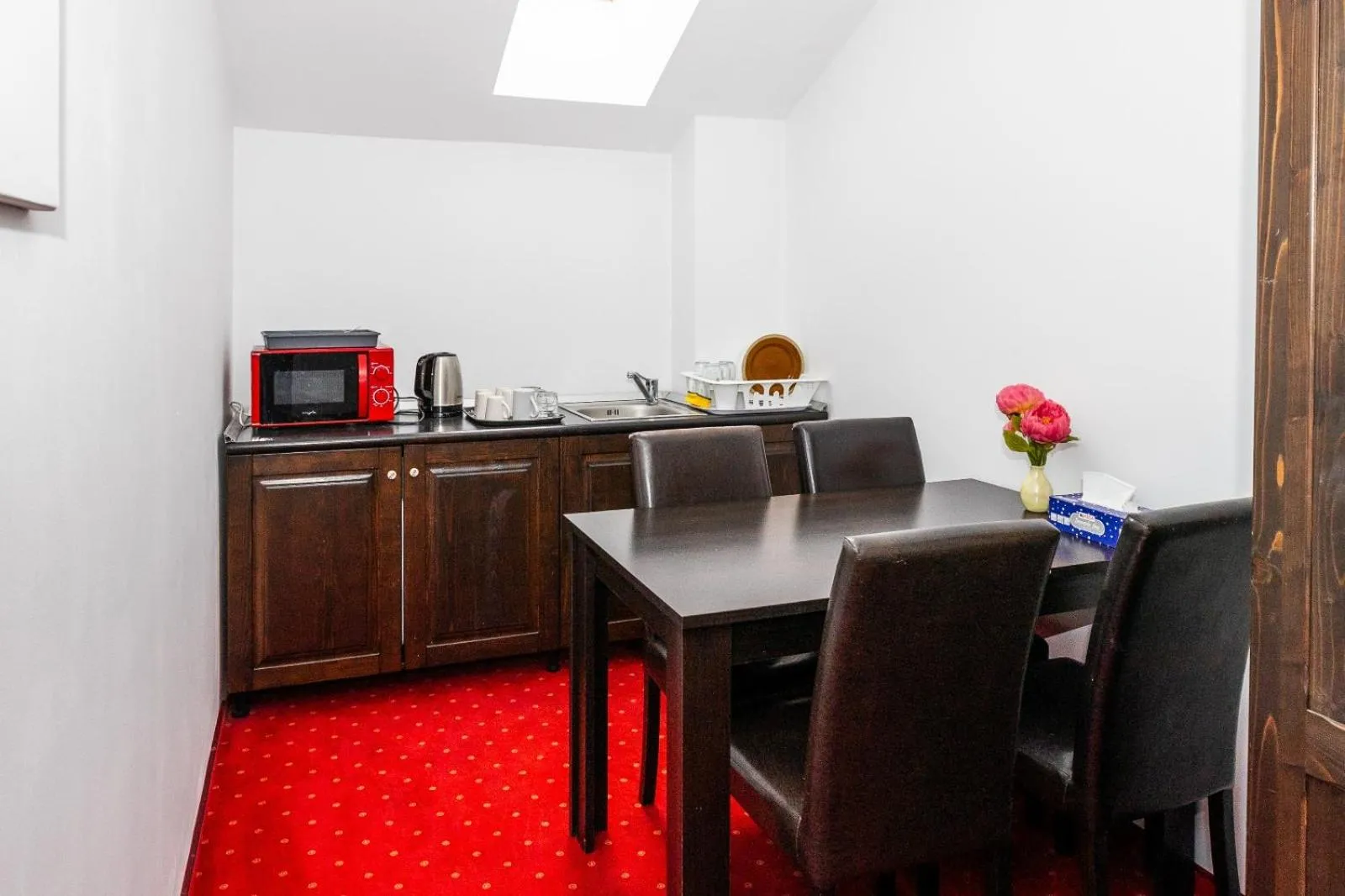 Coffee/tea facilities in VILA LUCA-Hotel
