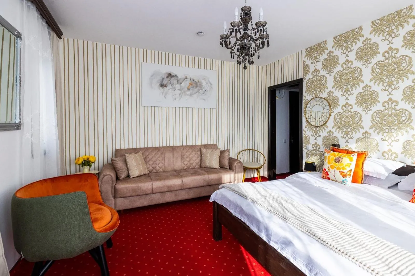 Photo of the whole room, Bed in VILA LUCA-Hotel