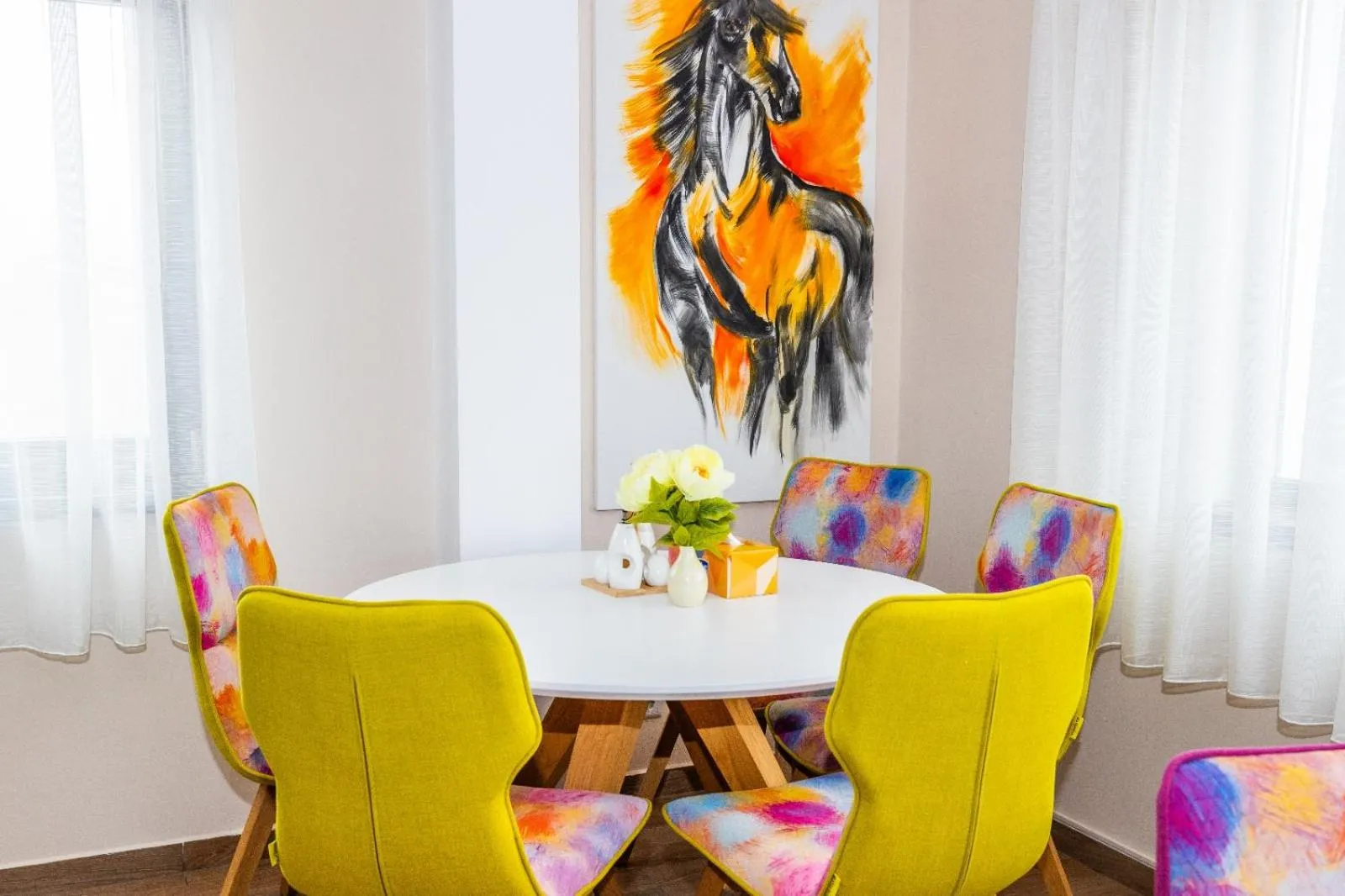 Restaurant/places to eat in VILA LUCA-Hotel