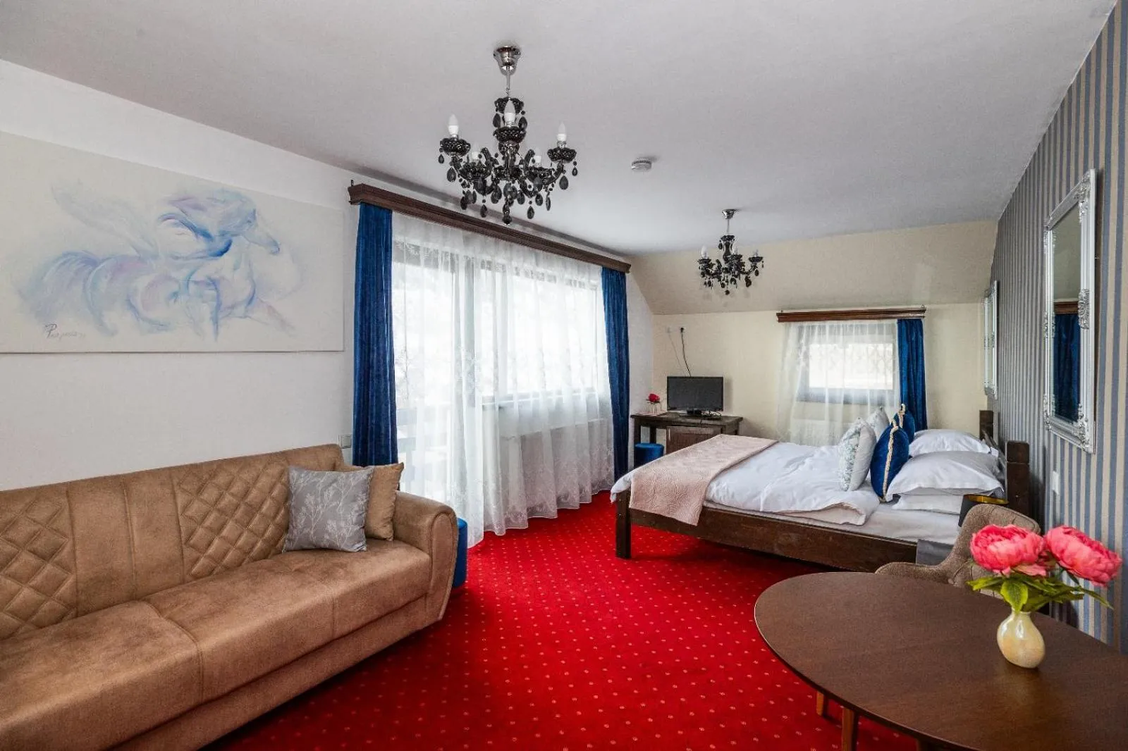 Photo of the whole room, Bed in VILA LUCA-Hotel