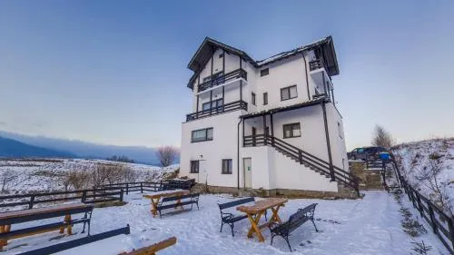 VILA LUCA-Hotel