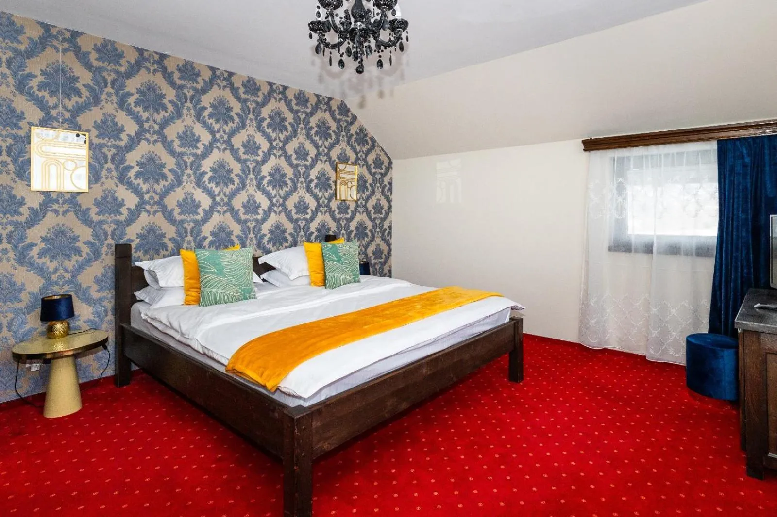 Photo of the whole room, Bed in VILA LUCA-Hotel