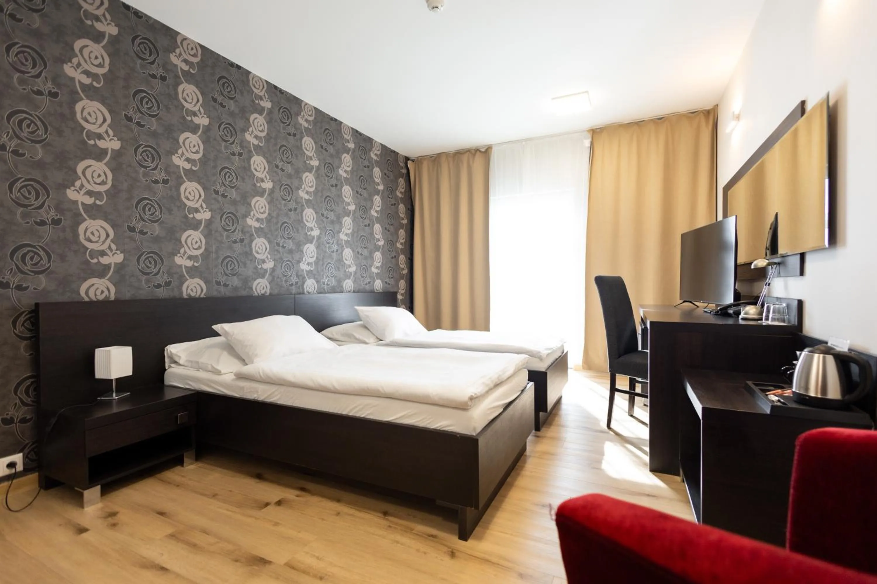 Superior Double or Twin Room with Terrace - single occupancy in Hotel Dastan