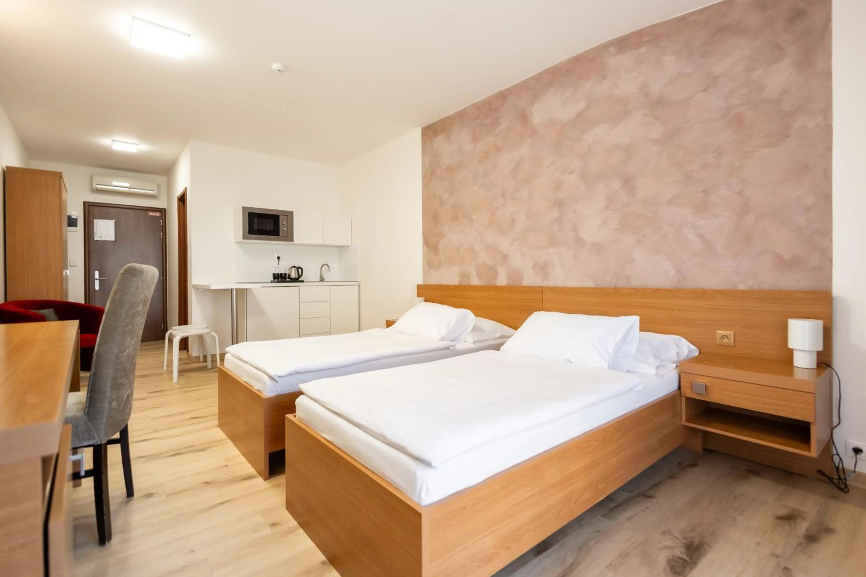 Studio with Balcony in Hotel Dastan