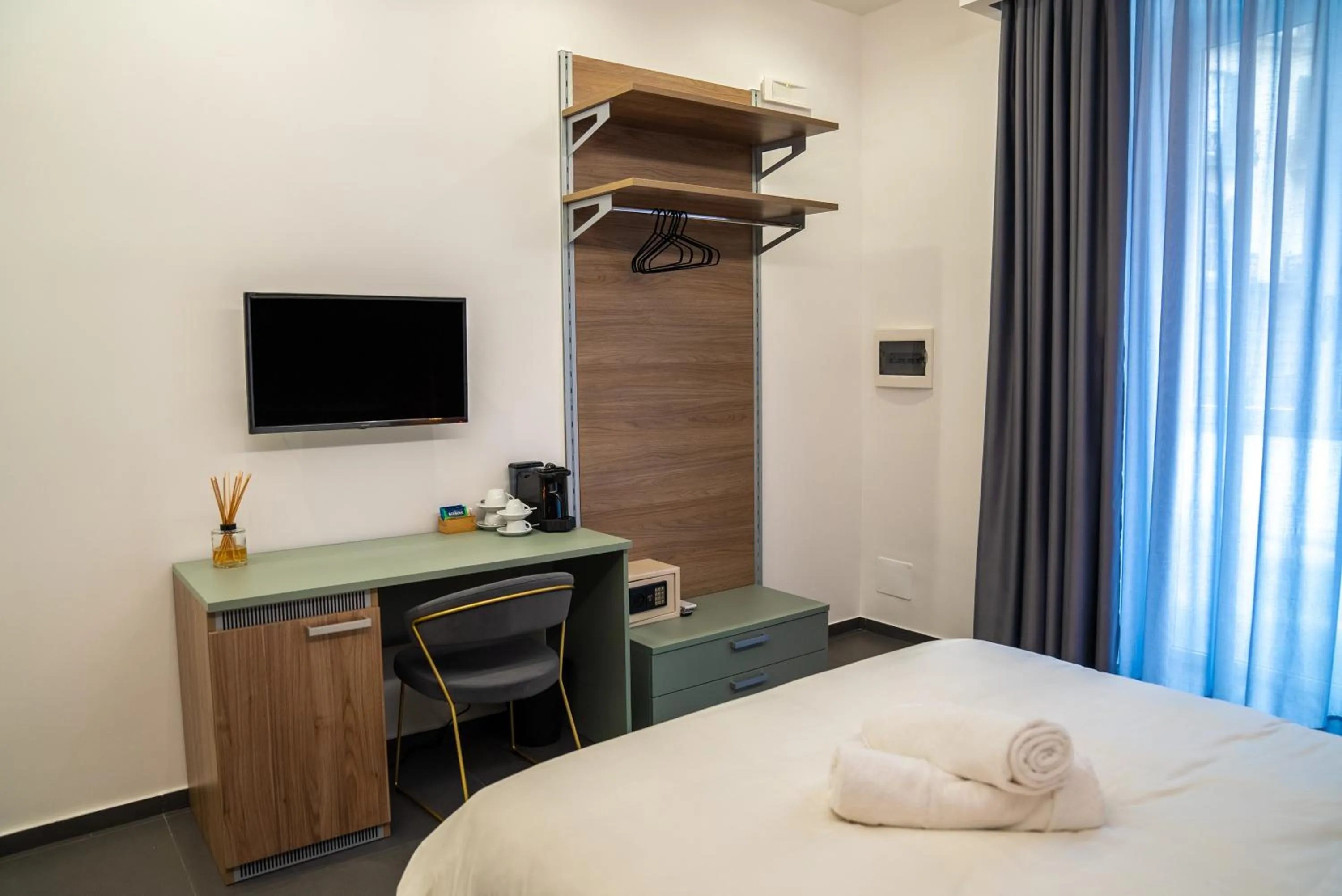 TV and multimedia, Bed in Hart Boutique Hotel