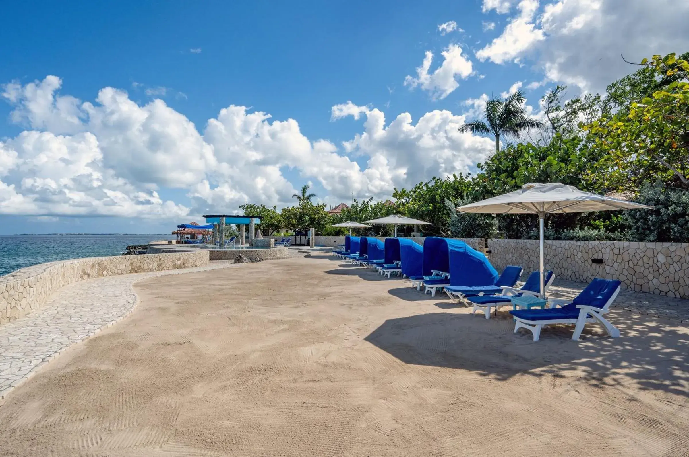 Sea view in Ocean Cliff Hotel Negril Limited - Adults Only Sea view in Ocean Cliff Hotel Negril Limited - Adults Only