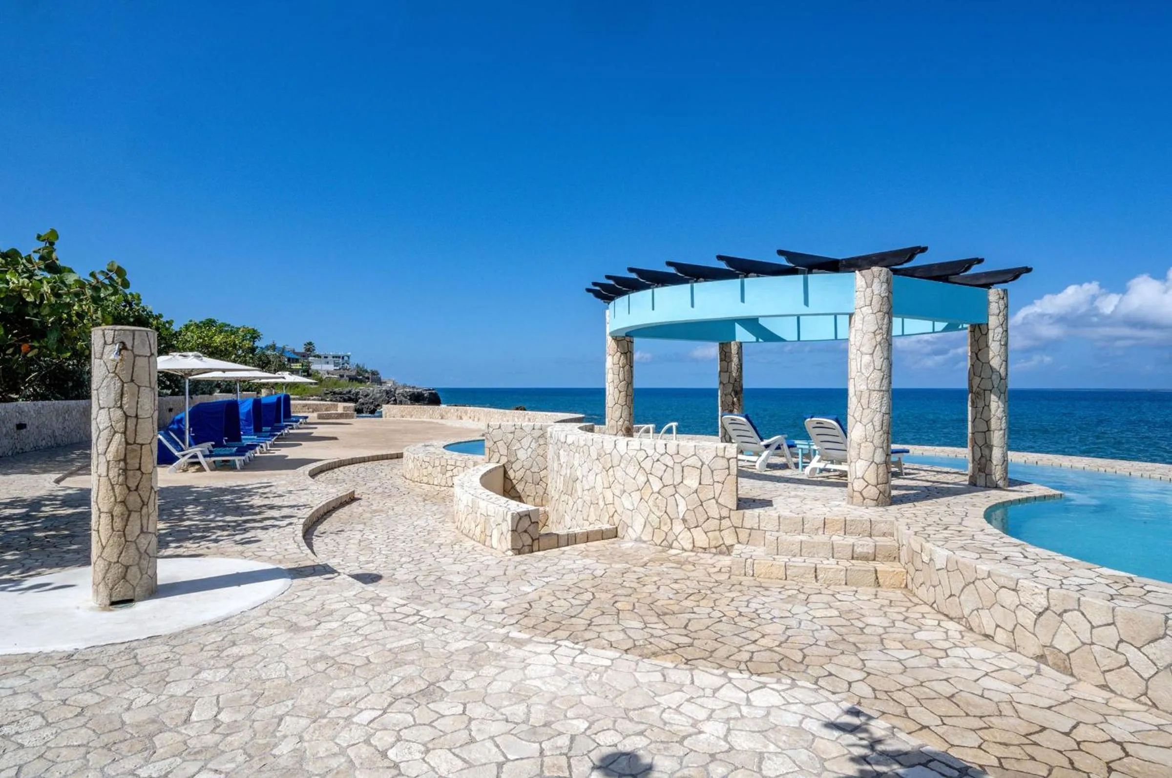 Sea view in Ocean Cliff Hotel Negril Limited - Adults Only