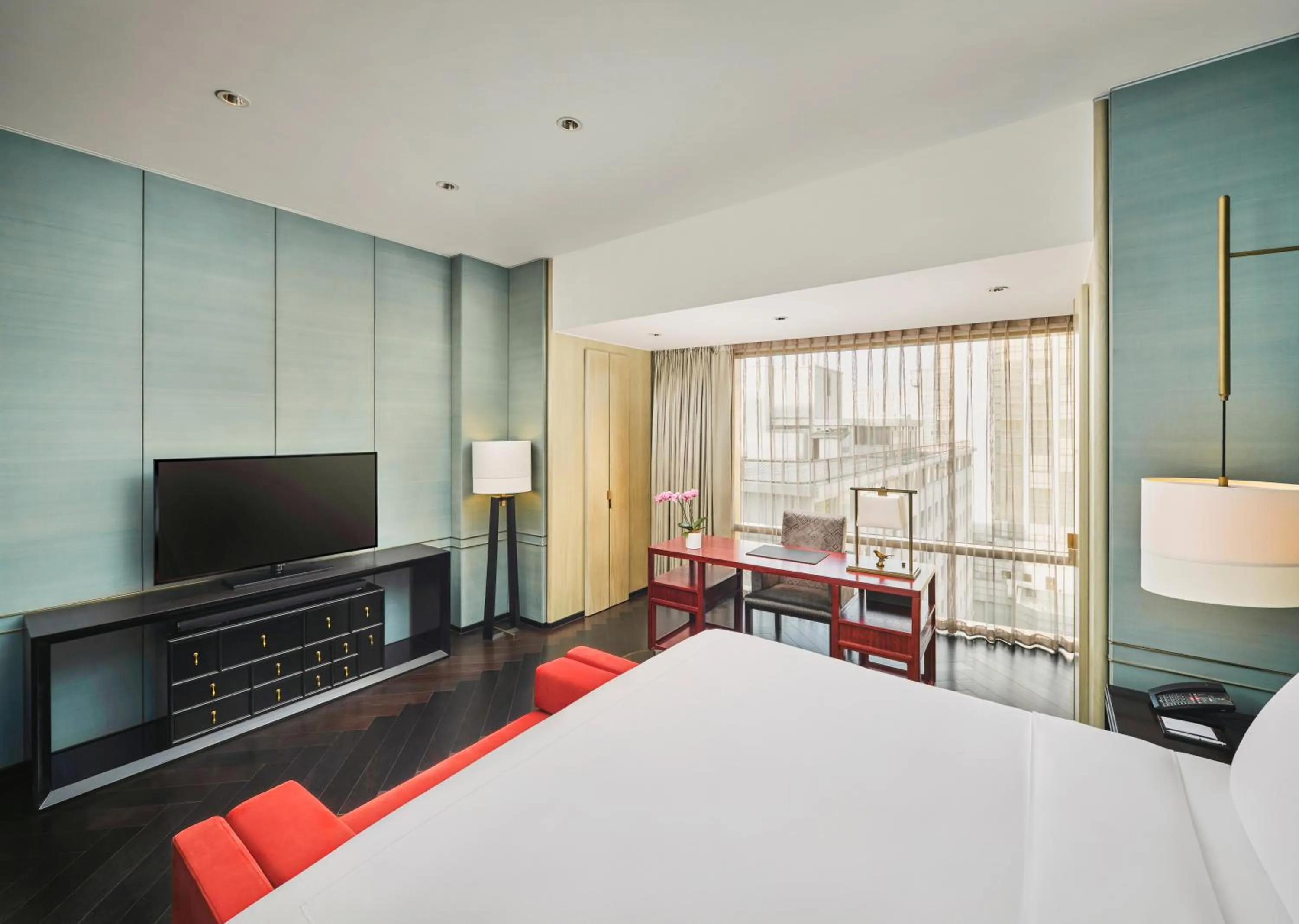 Photo of the whole room, Bed in Waldorf Astoria Beijing